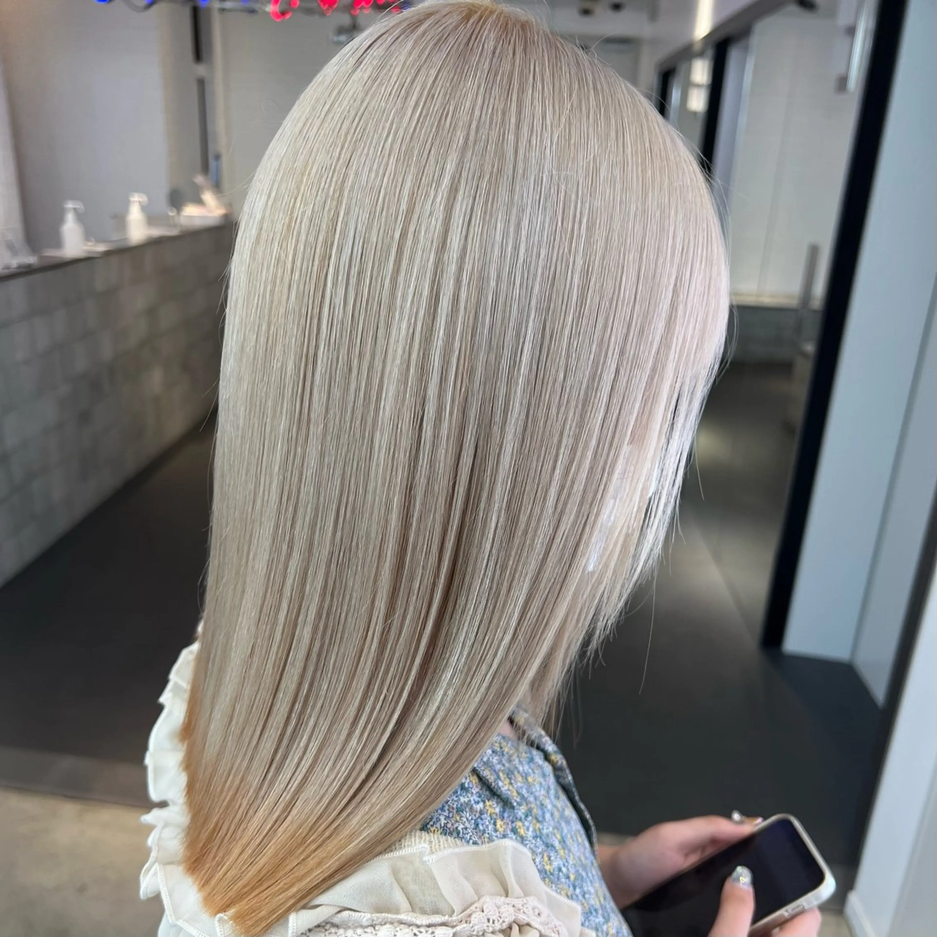 セミロング ヘアカラー ☪ ‎ハイトーン信者 ☪️yumeka✨️のヘアスタイル