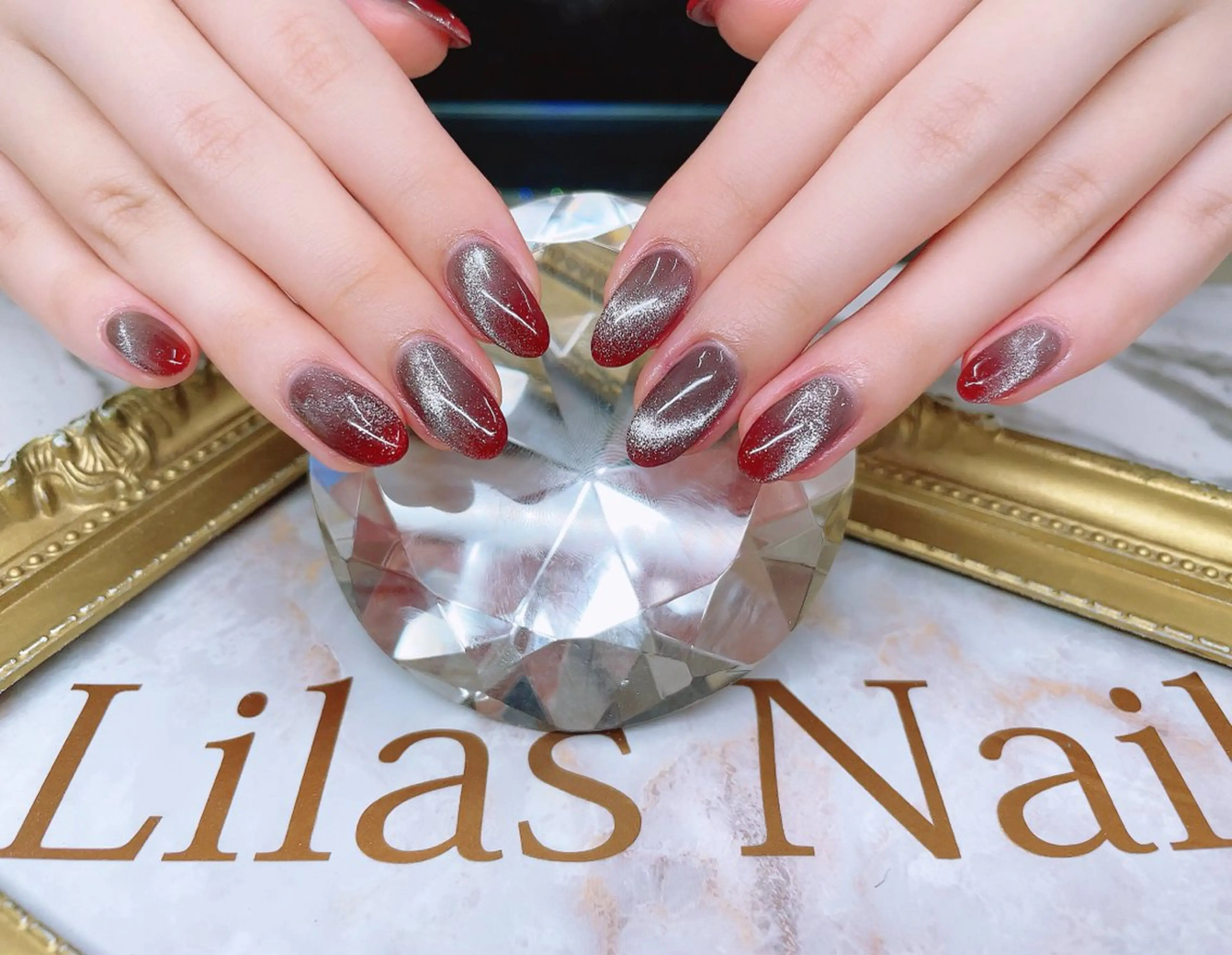 ネイル ボルドー ジェルネイル グラデーション ハードジェル キラキラネイル Lilas Nailのネイルデザイン