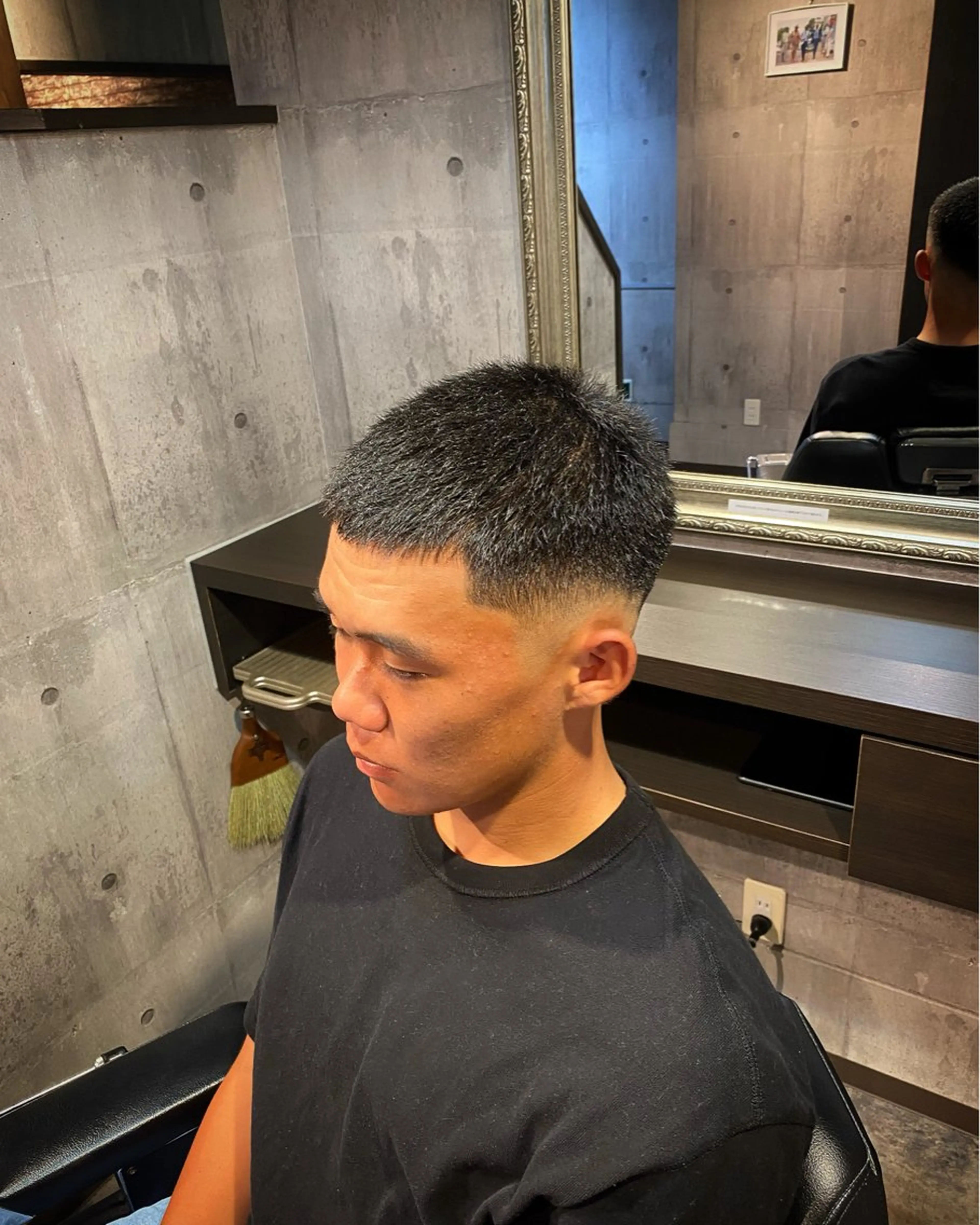 ショート メンズ フェードカット カット SWELL  七隈四つ角店所属・SWELL アトムのヘアスタイル