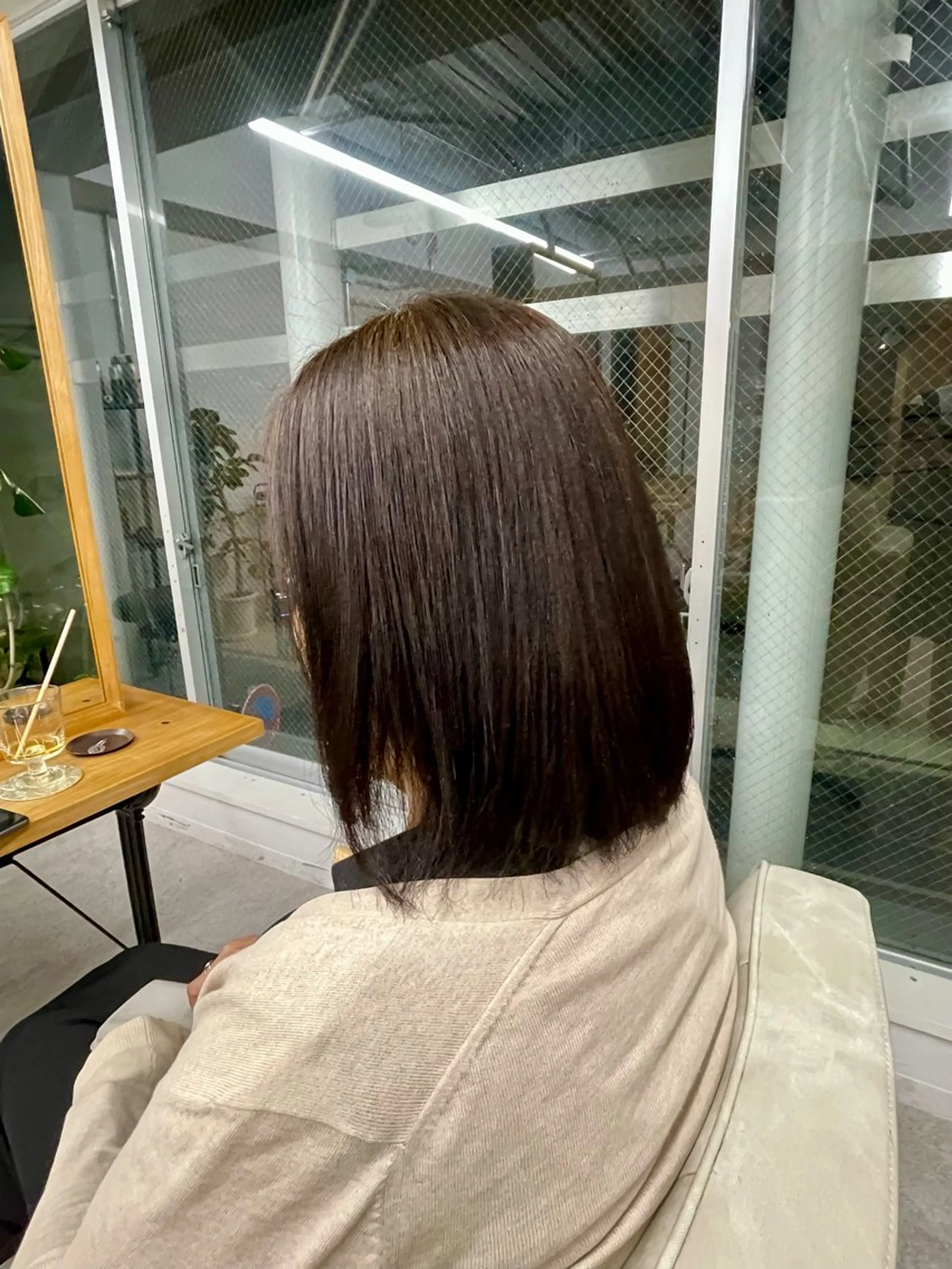 ミディアム 伸ばしかけ 原 亜希子のヘアスタイル