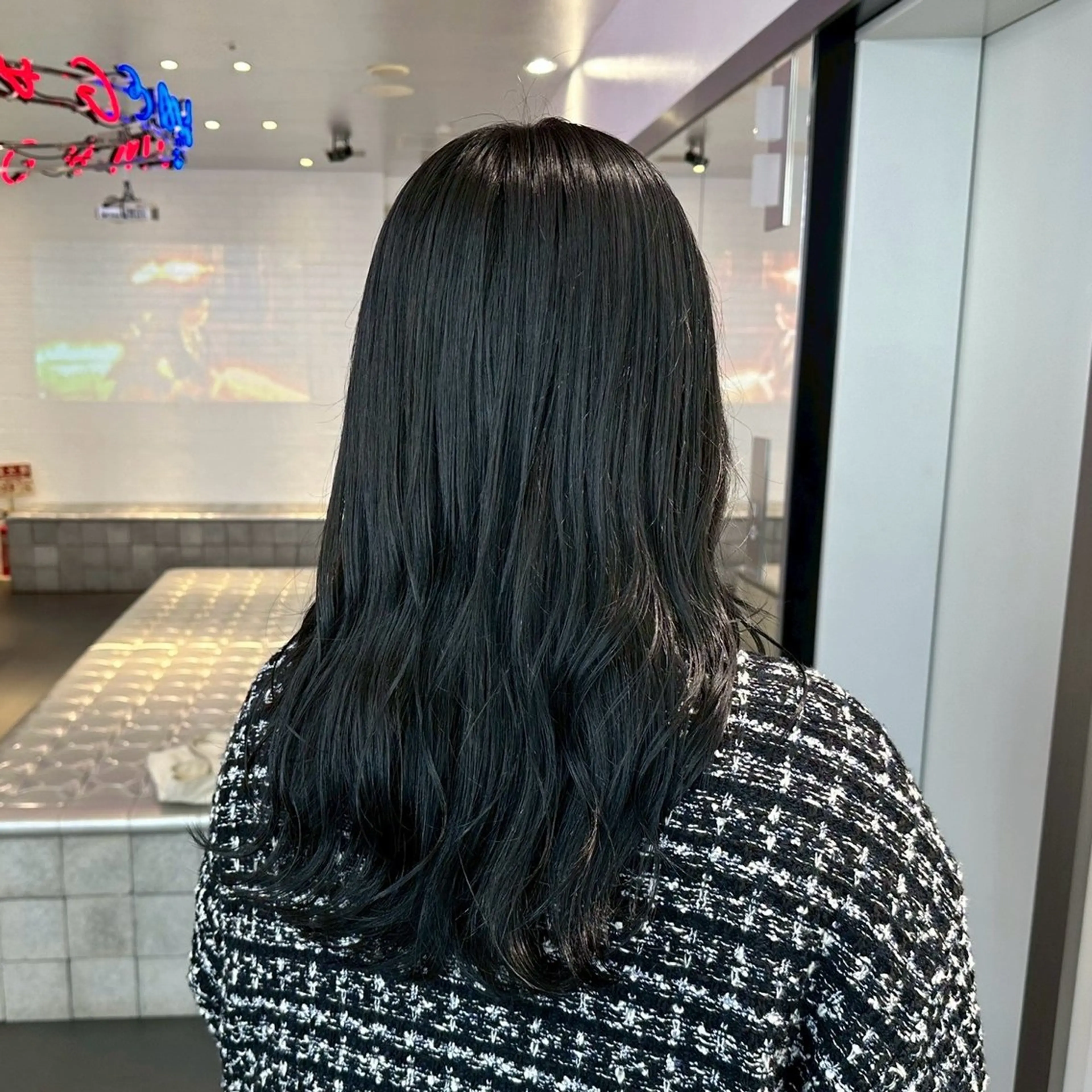 ロング カラー ヘアアレンジ ヘアカラー トリートメント ヘアセット DATE by Alan Smithee所属・若者ハイトーン💖 etsukiのヘアスタイル