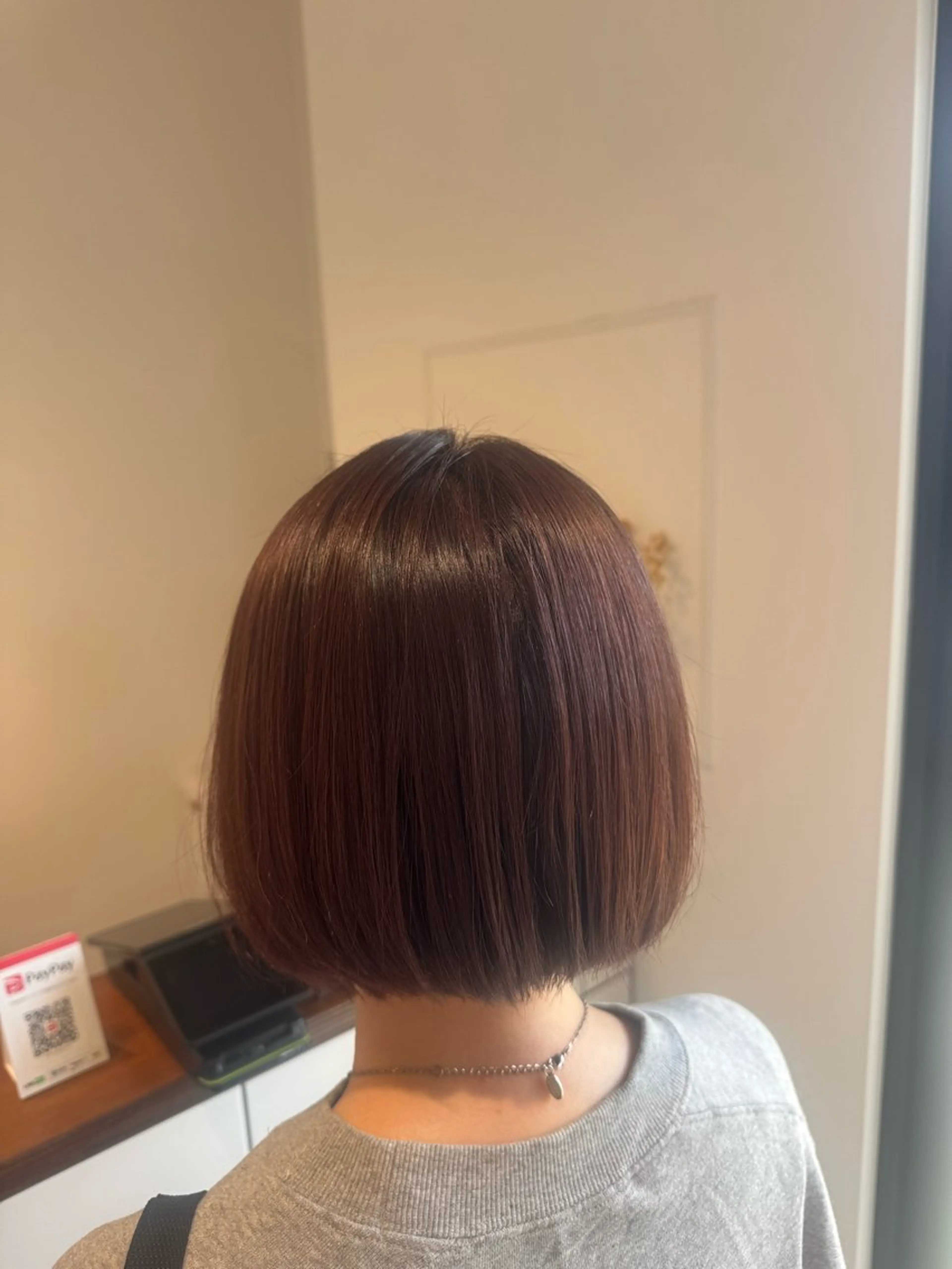 ショート カラー 南舘 由奈のヘアスタイル