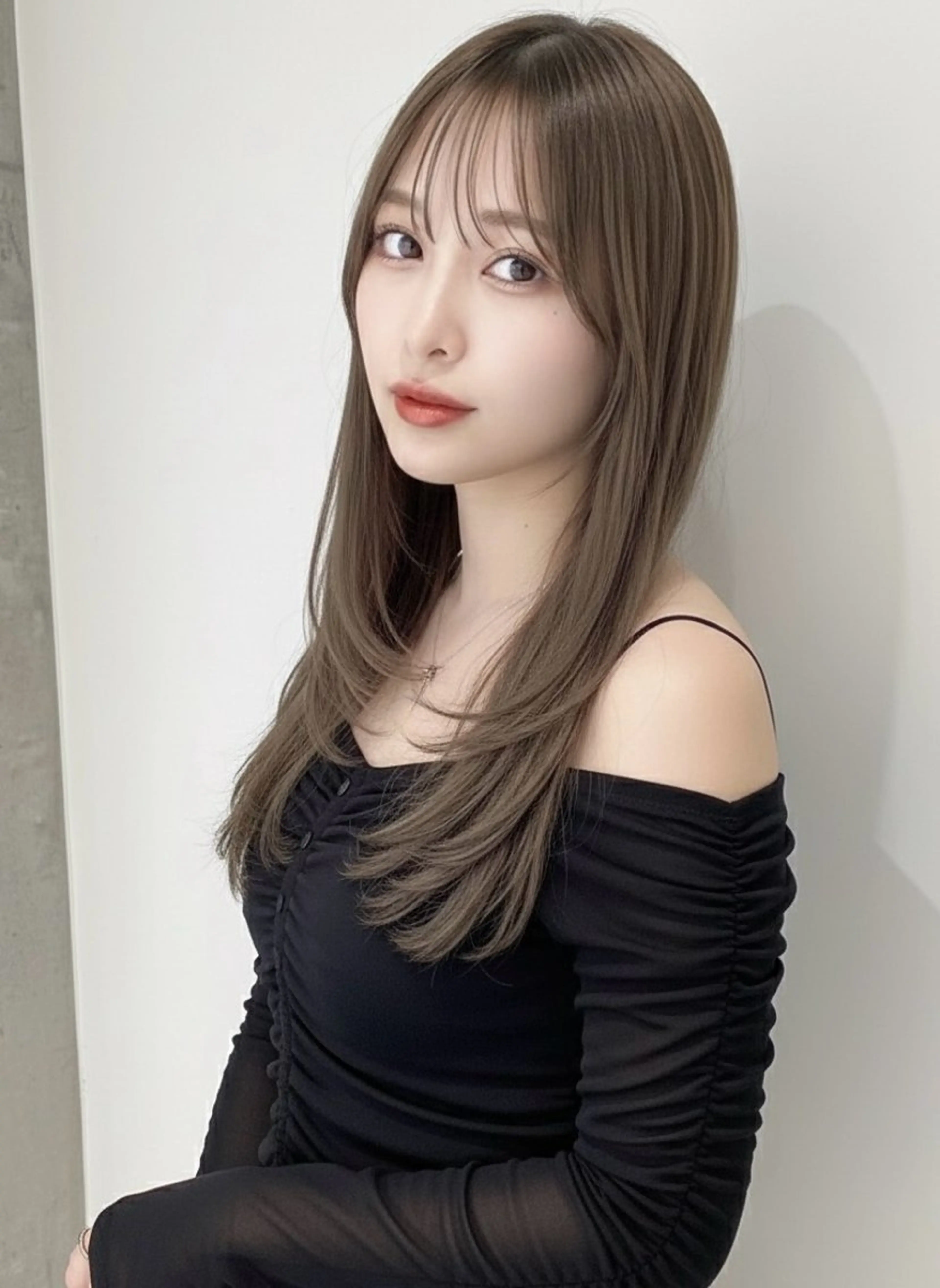 ロング カラー ベージュカラー ブリーチ ケアカラー 透明感カラー グレージュ カット ヘアカラー トリートメント 韓国レイヤー赤み消し ブリーチなし🤍渡邉のヘアスタイル