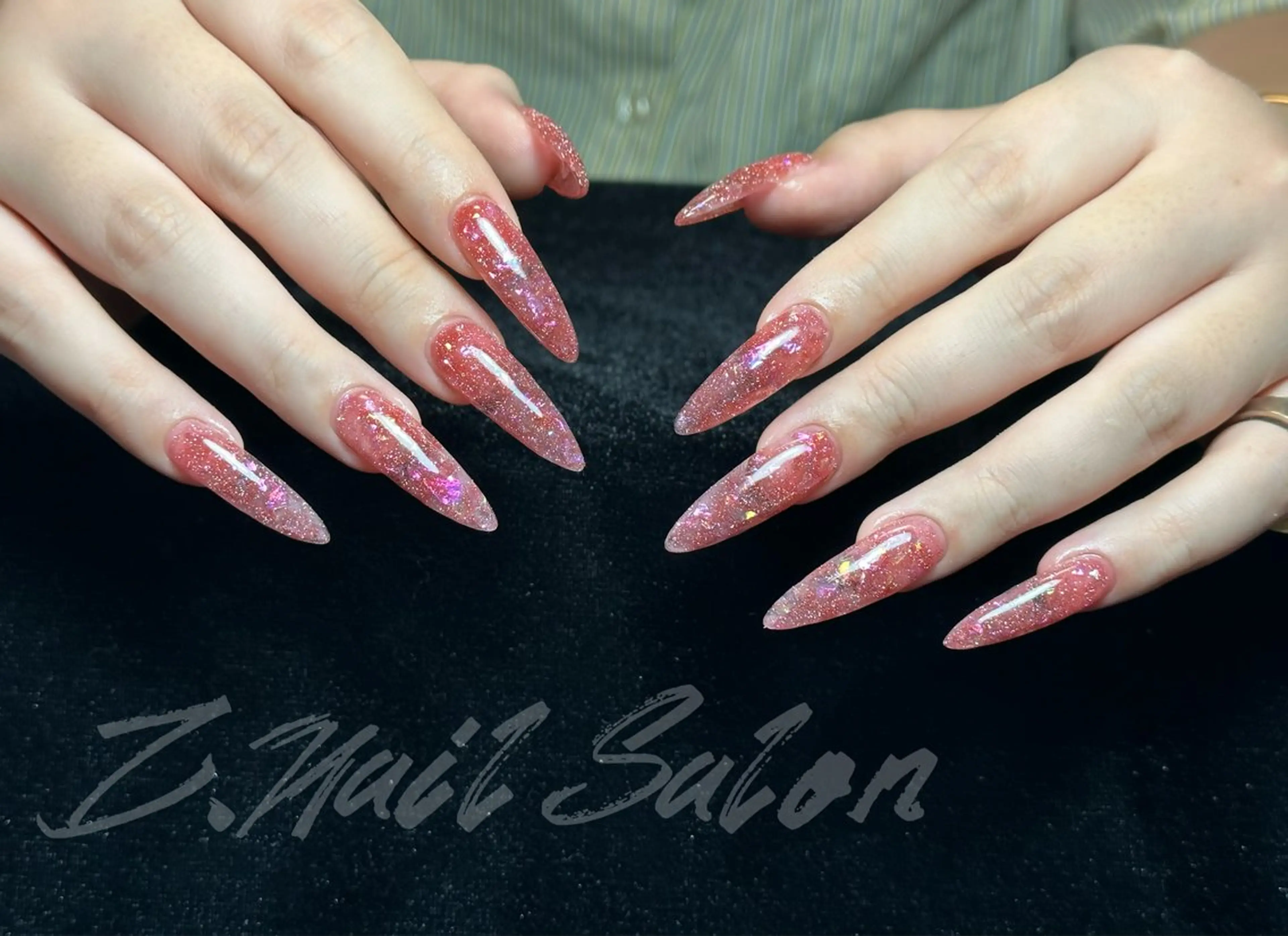 ネイル 長さ出し フットネイル フレンチネイル ジェルネイル ガラスフレンチ ハンドネイル Z.Nail Salonのネイルデザイン