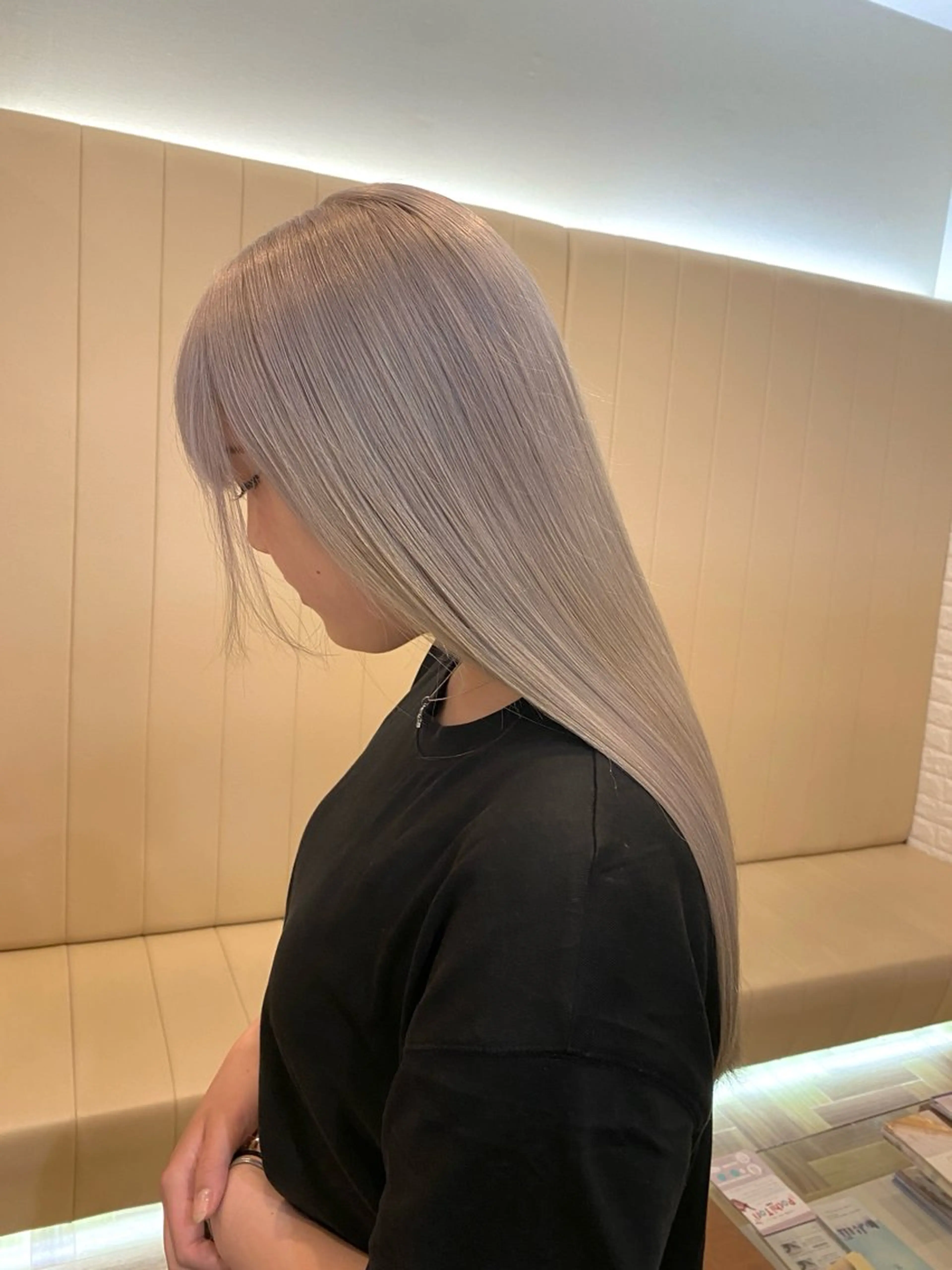 ロング _WHITE難波店[アンダーバーホワイト]所属・難波/艶カラー/ 韓国風/中村嘉秀のヘアスタイル