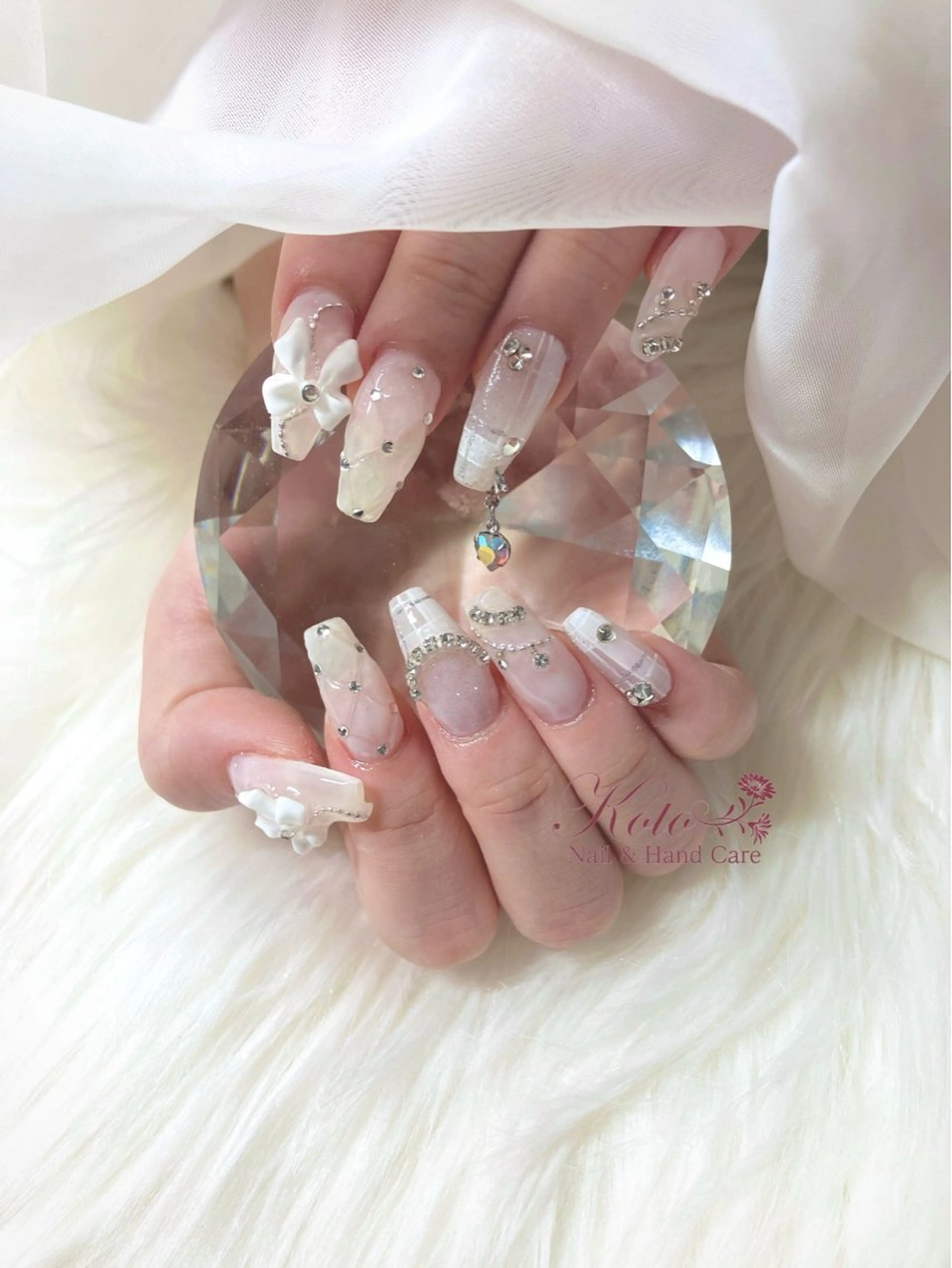 ネイル 長さ出し ジェルネイル 持ち込み ニュアンスネイル 赤色 ハンドネイル Nail Salon KOTOのネイルデザイン