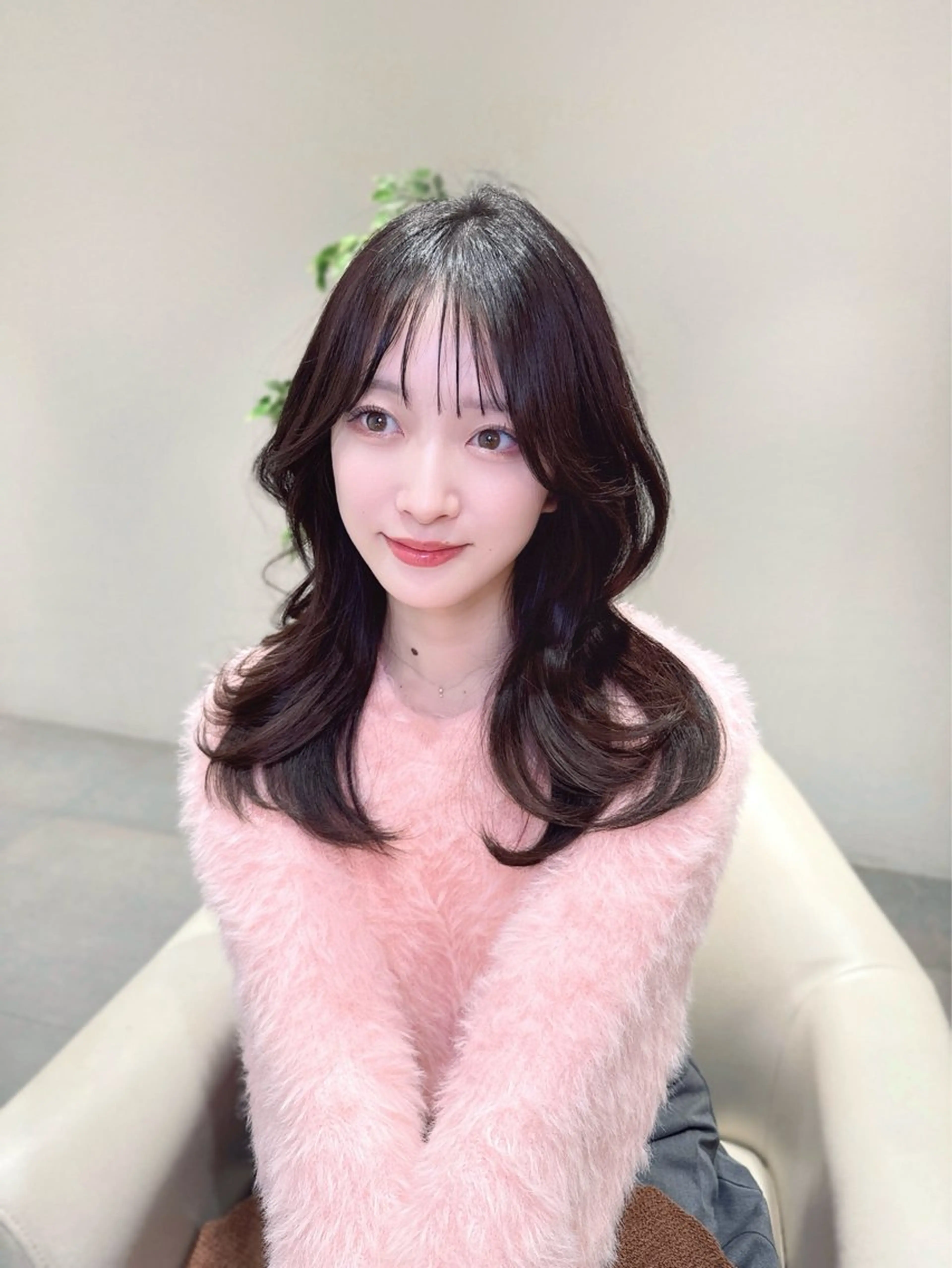 セミロング カラー カット ヘアカラー トリートメント ヘッドスパ ヘアセット 韓国ヘア/レイヤー/ 顔まわり/りょーとのヘアスタイル