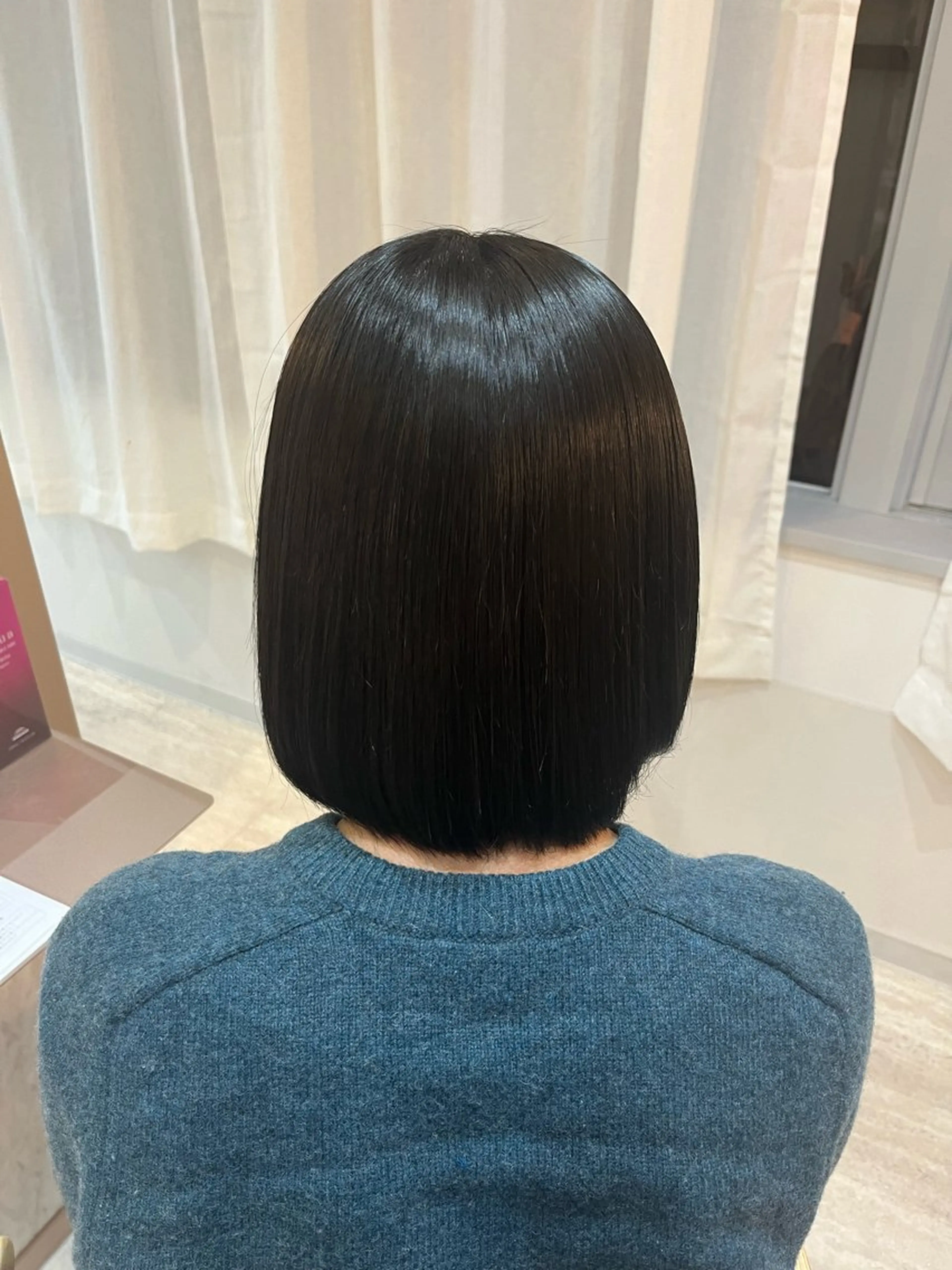 ショート カラー ヘアアレンジ 黒髪 ブルーカラー ブルーブラック 透明感カラー 韓国風ヘア ヘアカラー 💙Ami💙 elubylovisのヘアスタイル