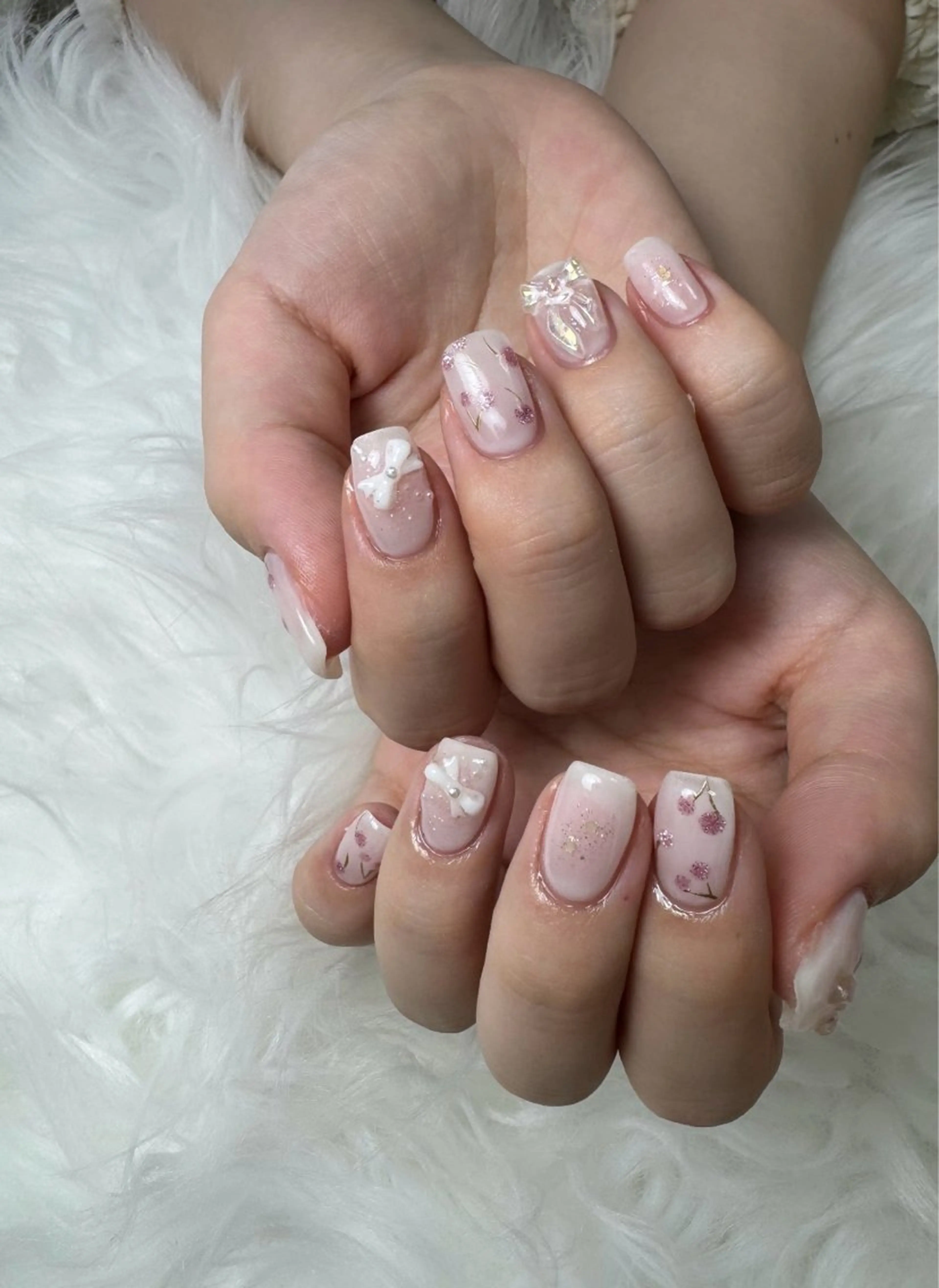 ネイル チークネイル ジェルネイル 韓国ネイル 持ち込み パラジェル ハンドネイル flowers nailのネイルデザイン