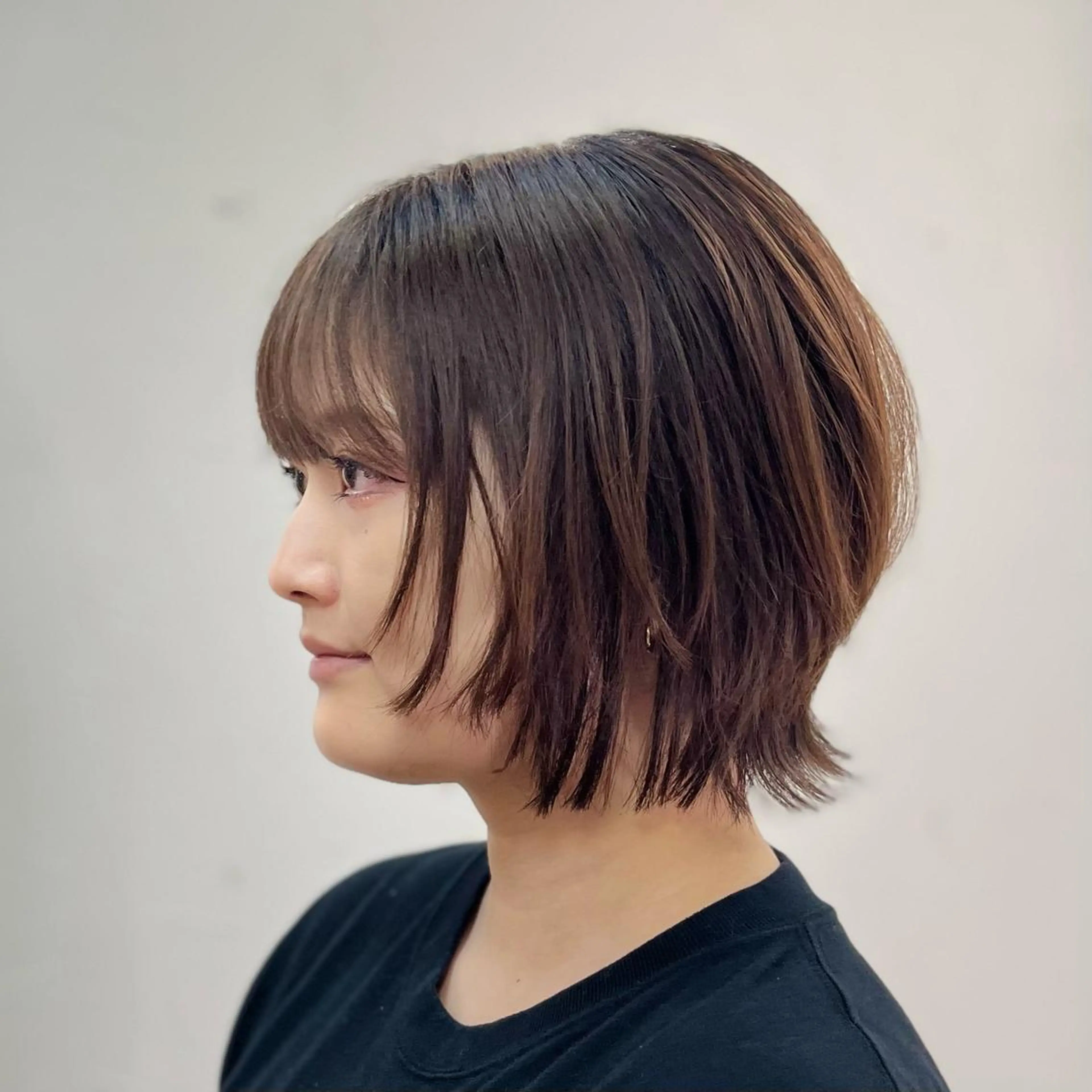 ショート ボブレイヤー ボブ 顔まわりレイヤー レイヤーカット イッツ！登戸店所属・冨田 豊のヘアスタイル
