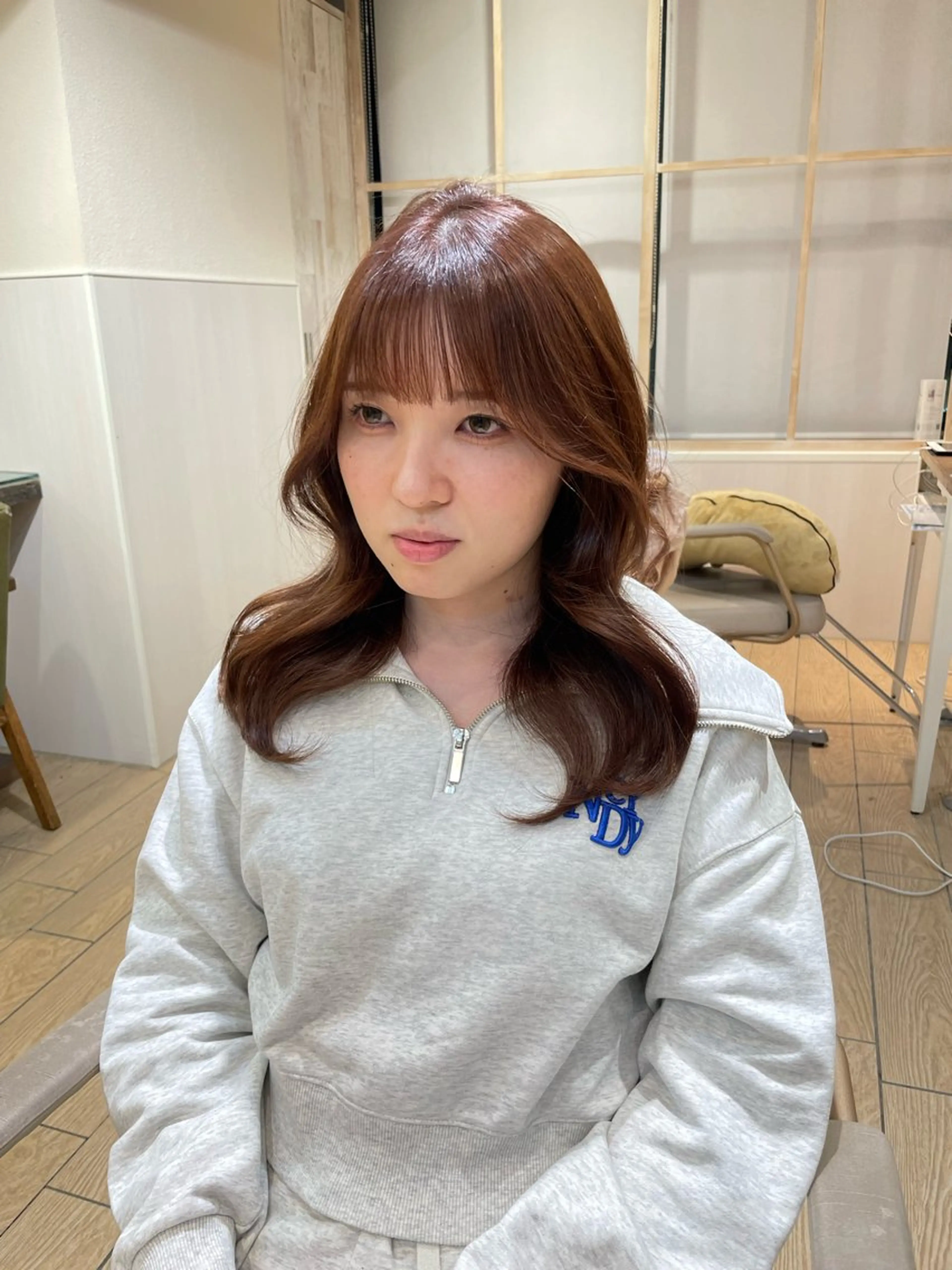ミディアム カット トリートメント アフロートディル表参道店所属・艶髪カラー/レイヤー カット/表参道　寺崎のヘアスタイル