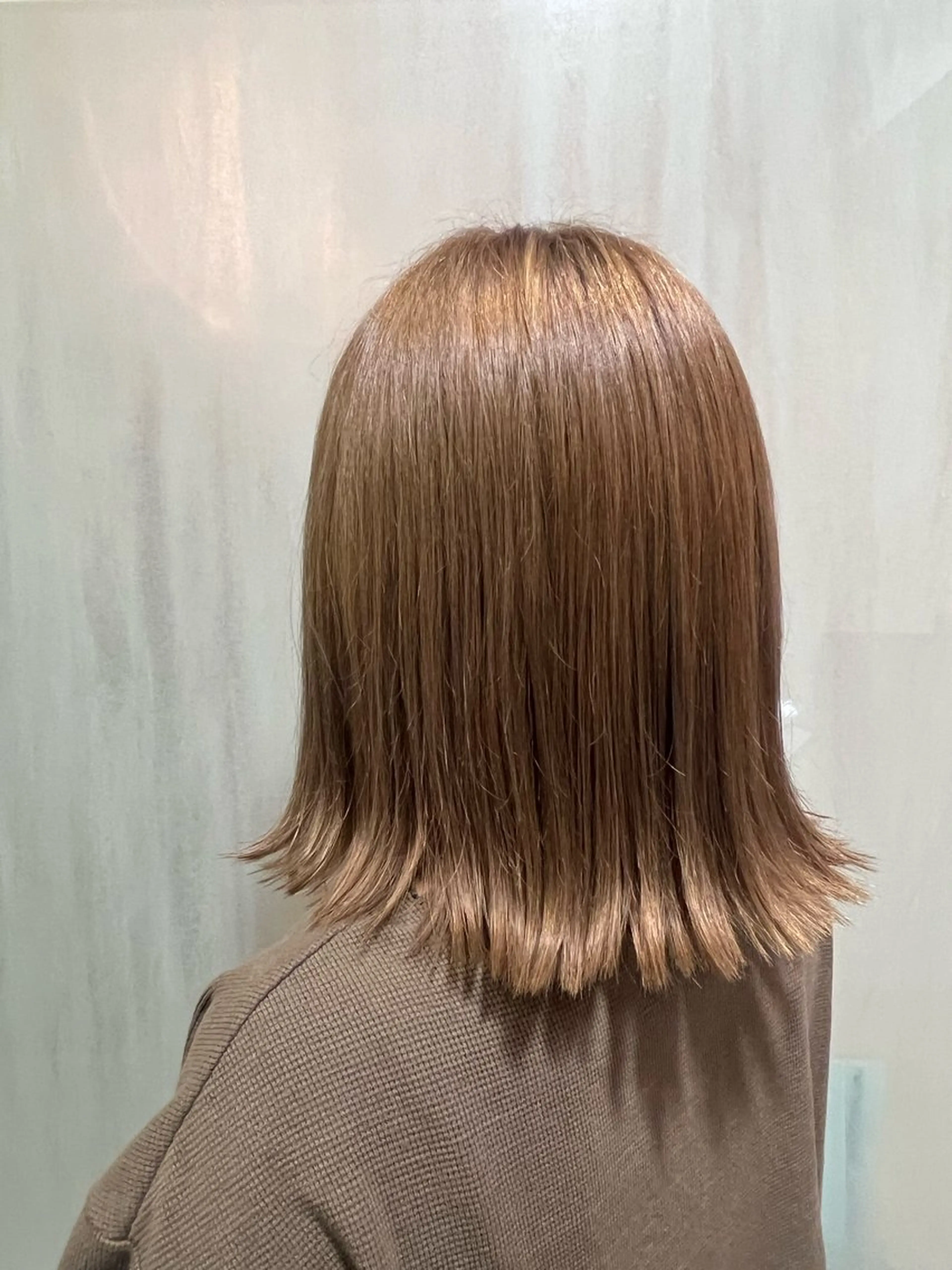 ミディアム カラー ベージュカラー ミルクティーベージュ 和田 真由子のヘアスタイル