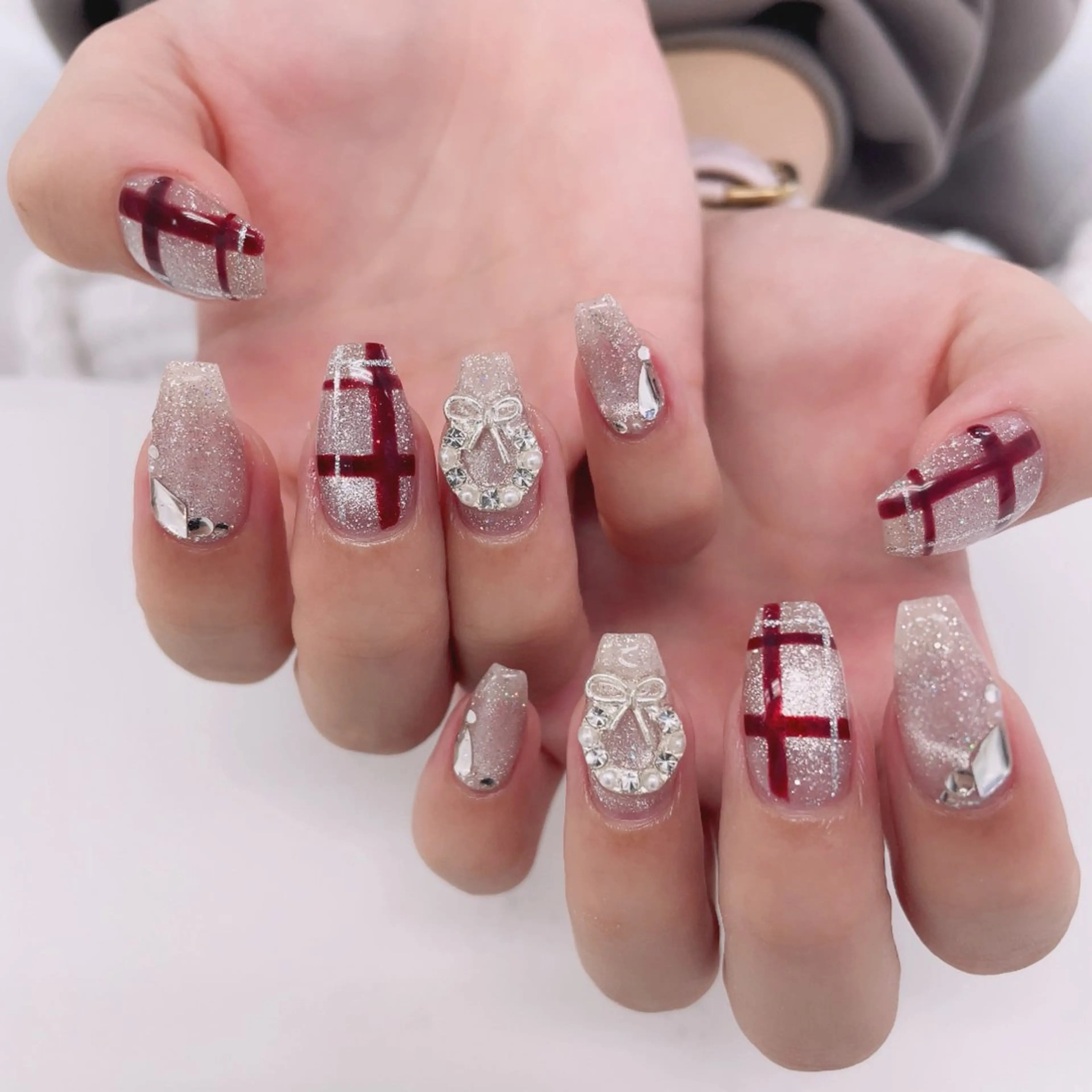 ミディアム ハンドネイル cho nailのネイルデザイン