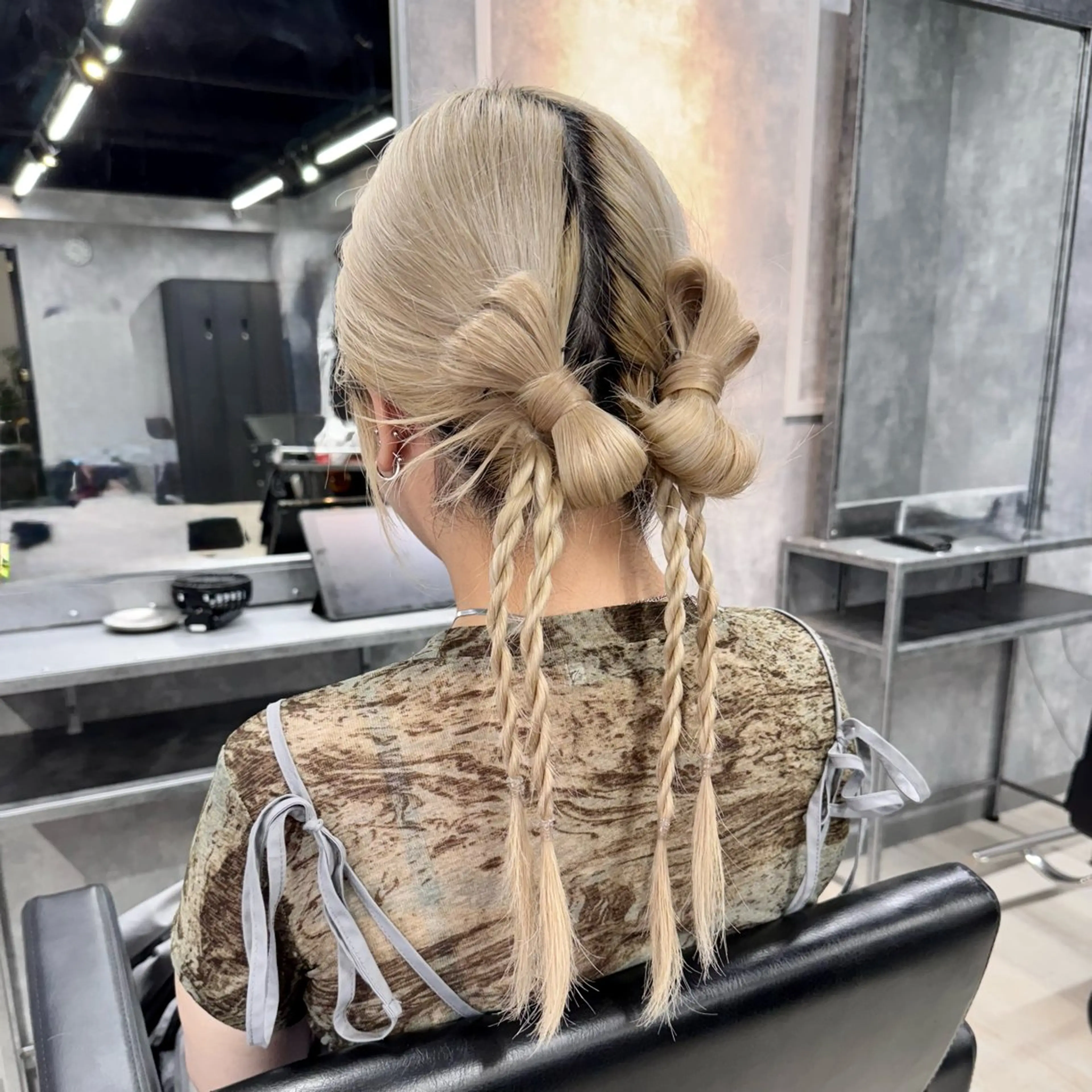 【結婚式のお呼ばれやイベントに💎】ヘアセットの写真