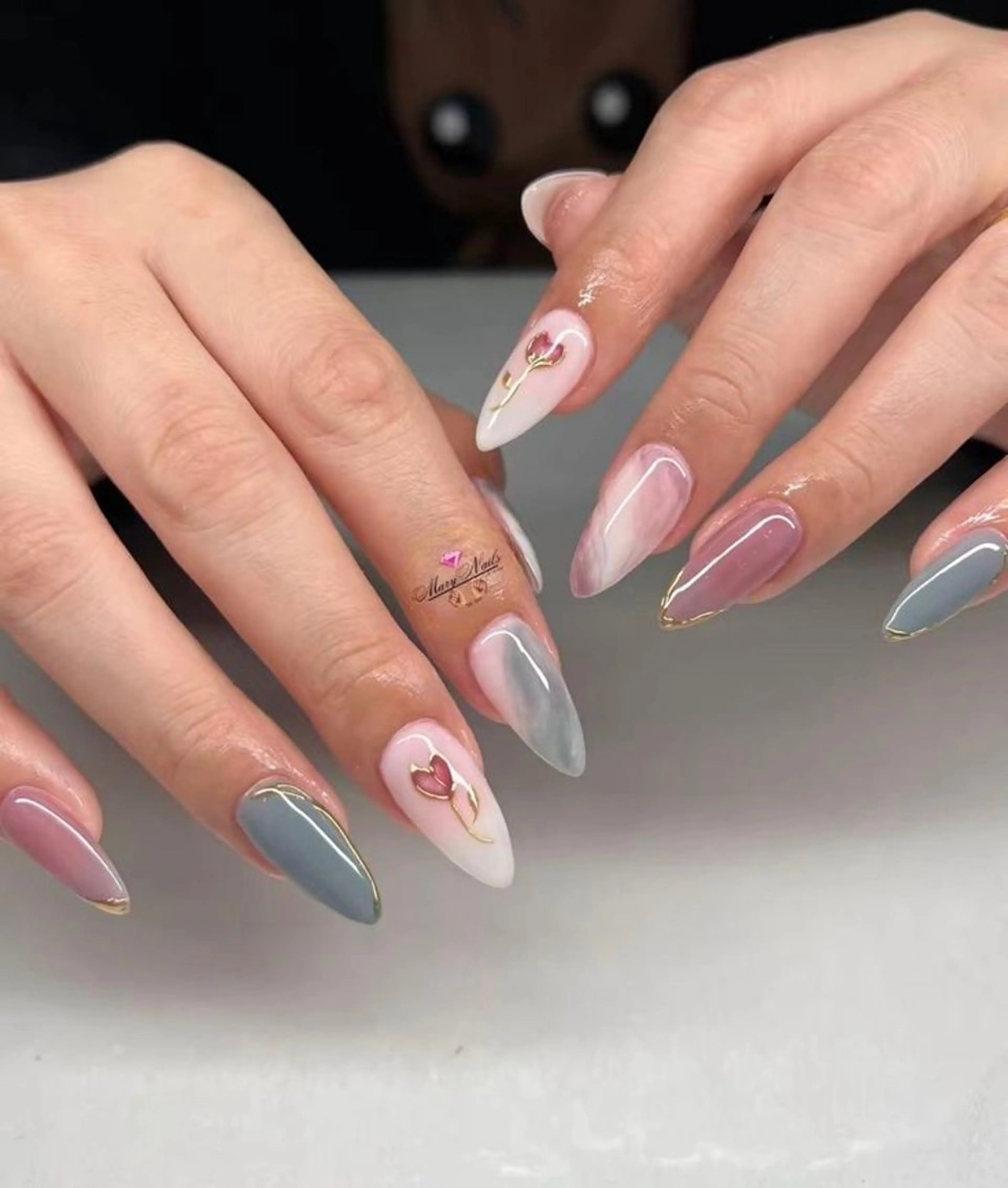 ネイル ハンドネイル Rose Ana.Chuoのネイルデザイン
