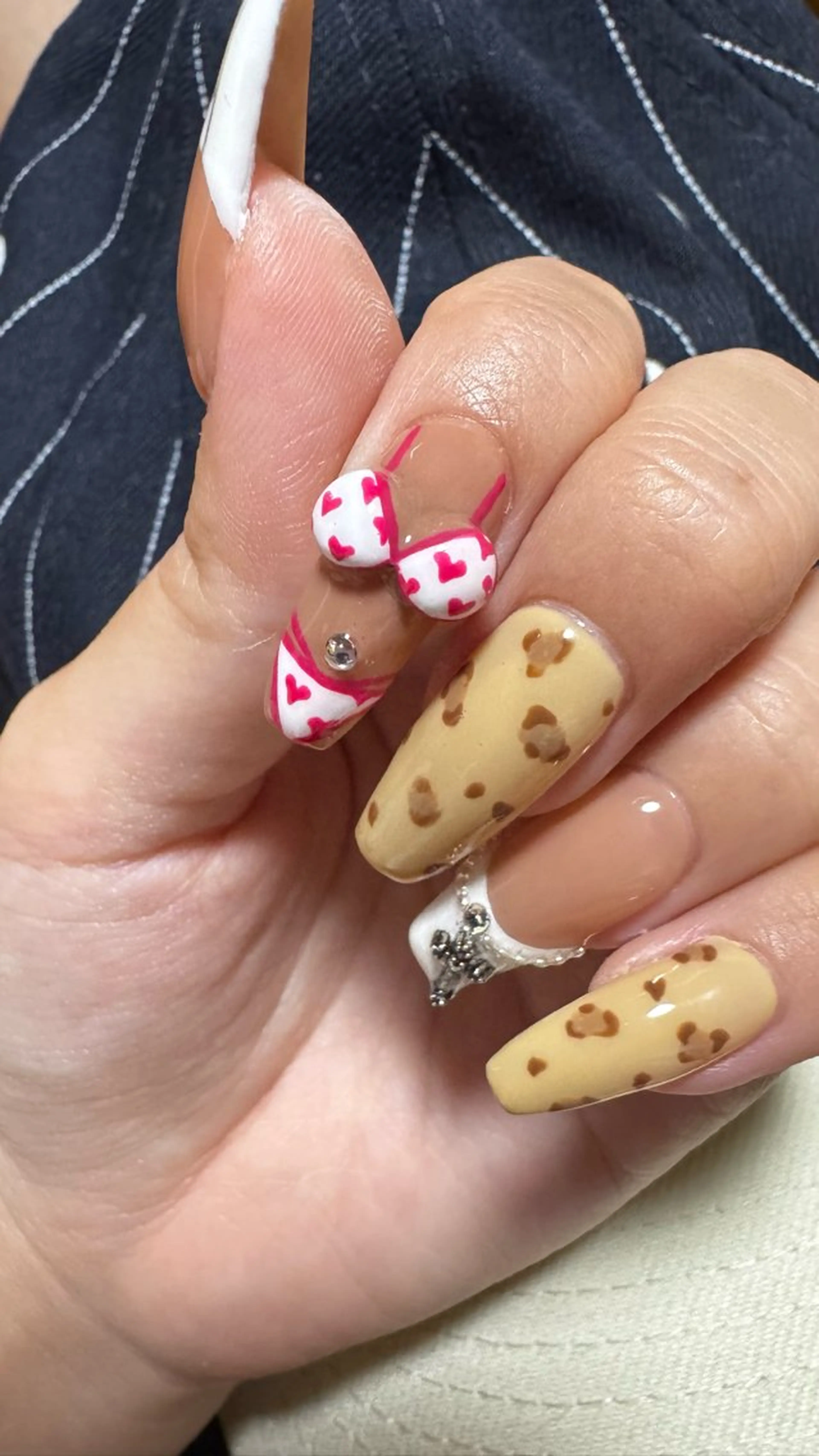 ネイル アートネイル ハンドネイル 87NAIL STUDIO所属・87 NAILSTUDIOのネイルデザイン
