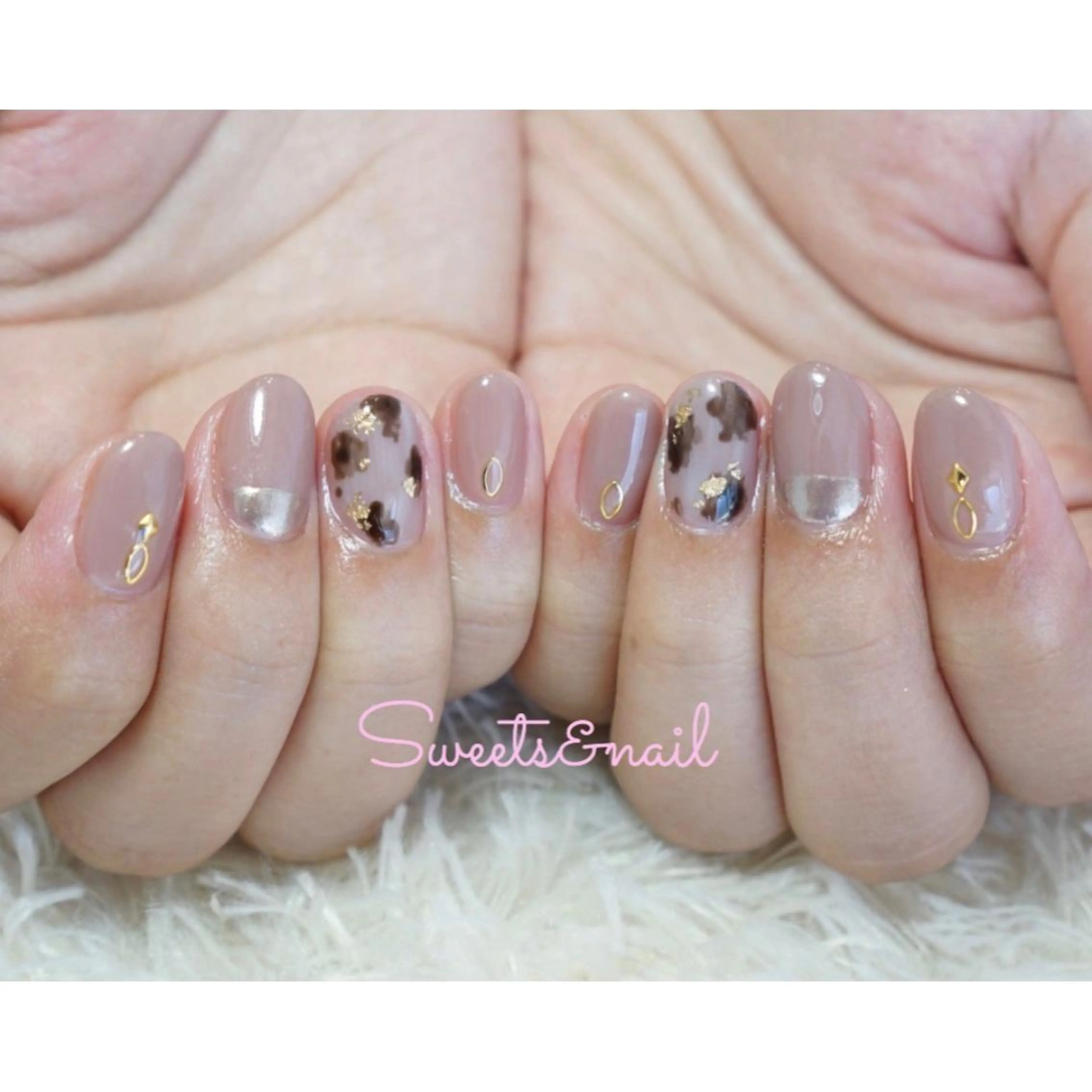 ネイル アニマル柄 Sweets &nailのネイルデザイン