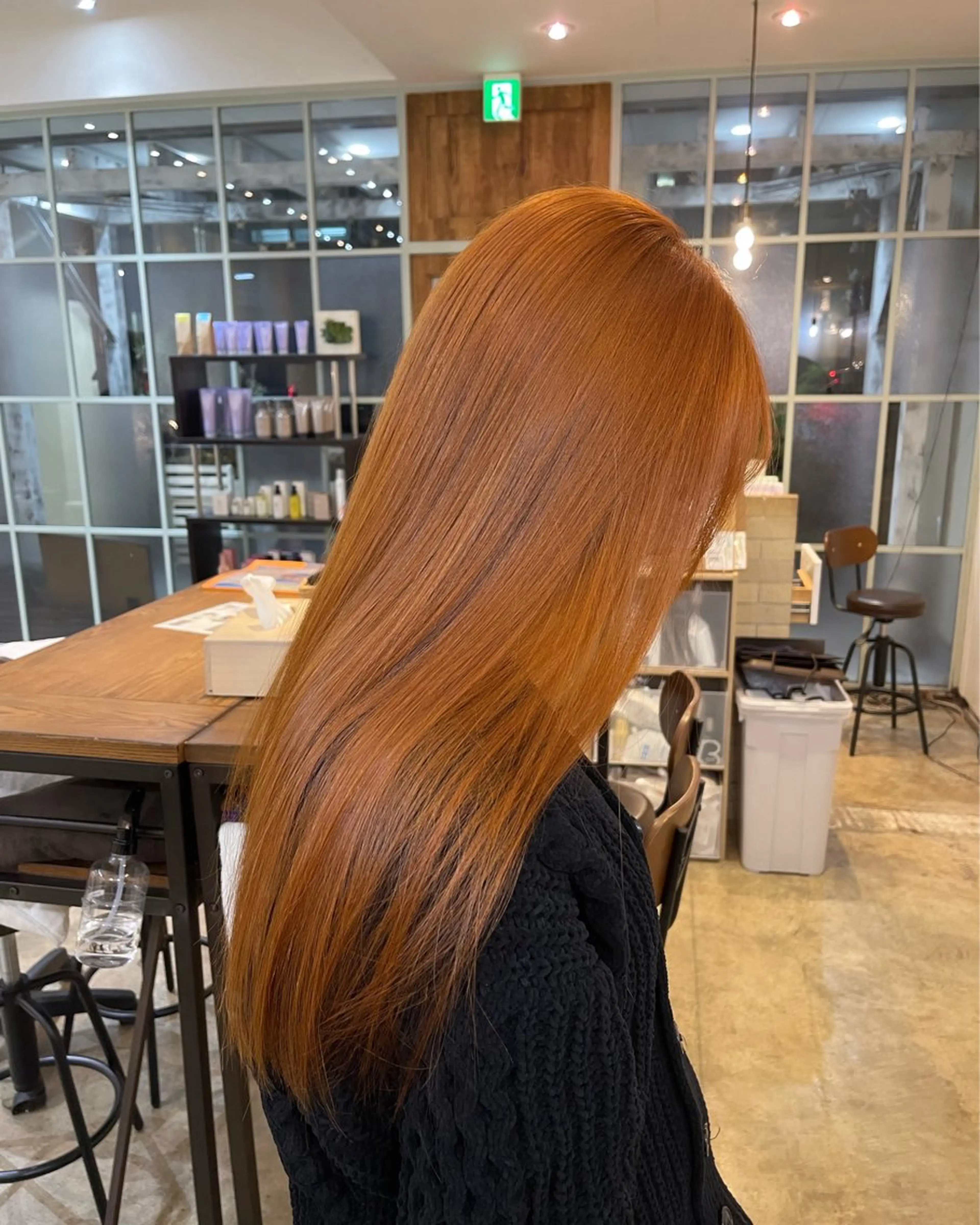 セミロング ヘアカラー TELA HAIR 岩槻店所属・店長 丸山祐輝のヘアスタイル
