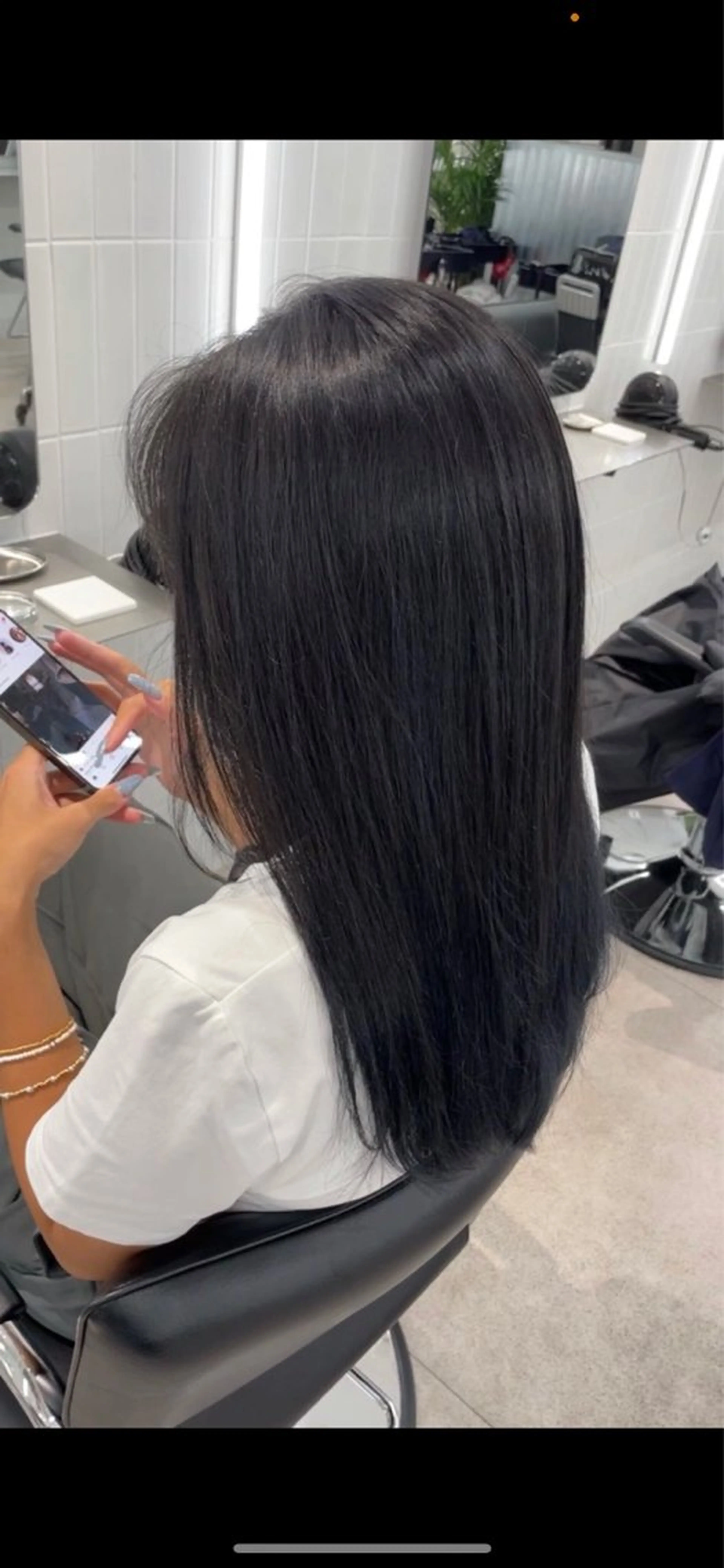 ロング カラー 黒髪 ブリーチ ブルーカラー ブルーブラック 透明感カラー ✨✨ぱっつんボブ /バレイヤージュ✨✨のヘアスタイル