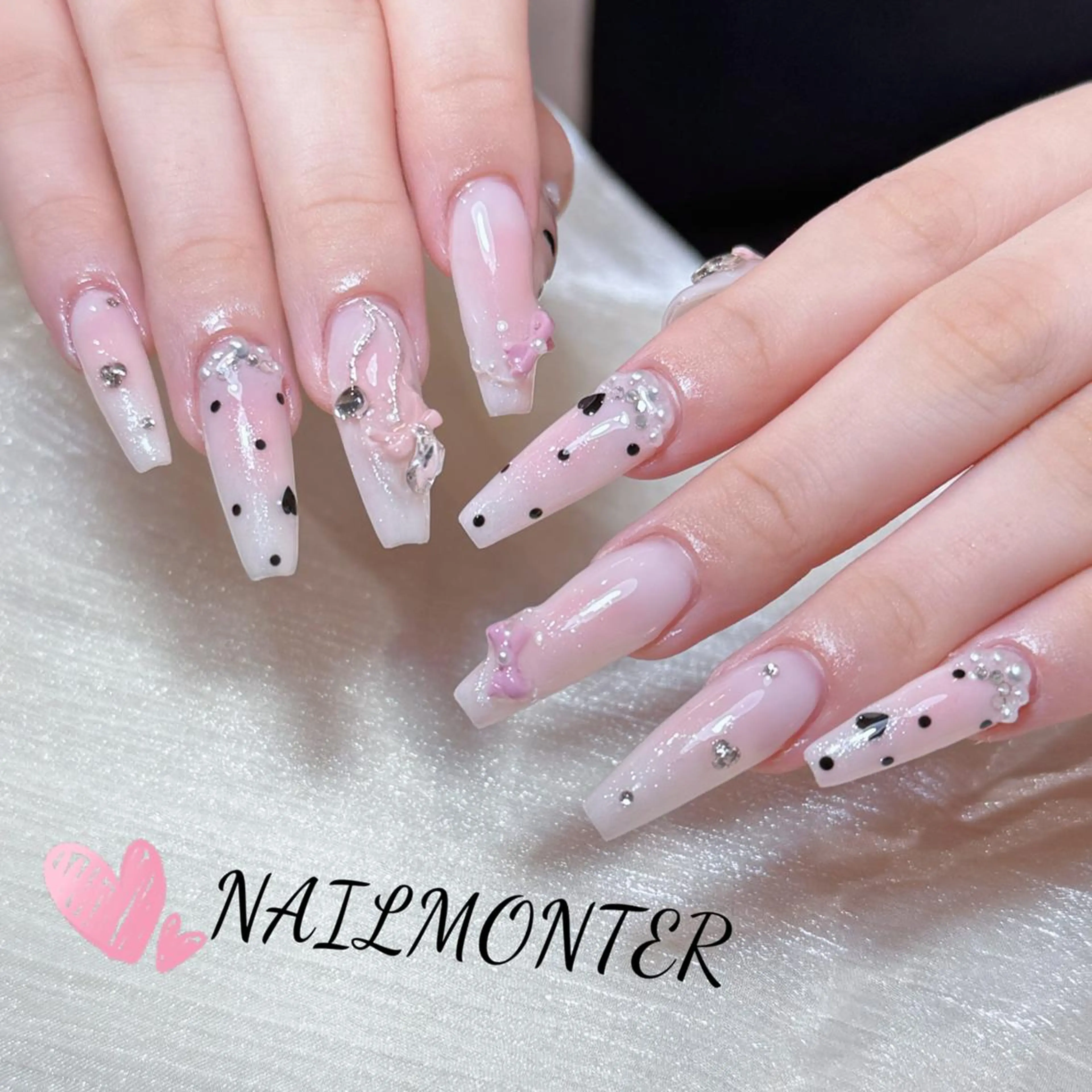 ネイル YUKI_ Monster💟のネイルデザイン