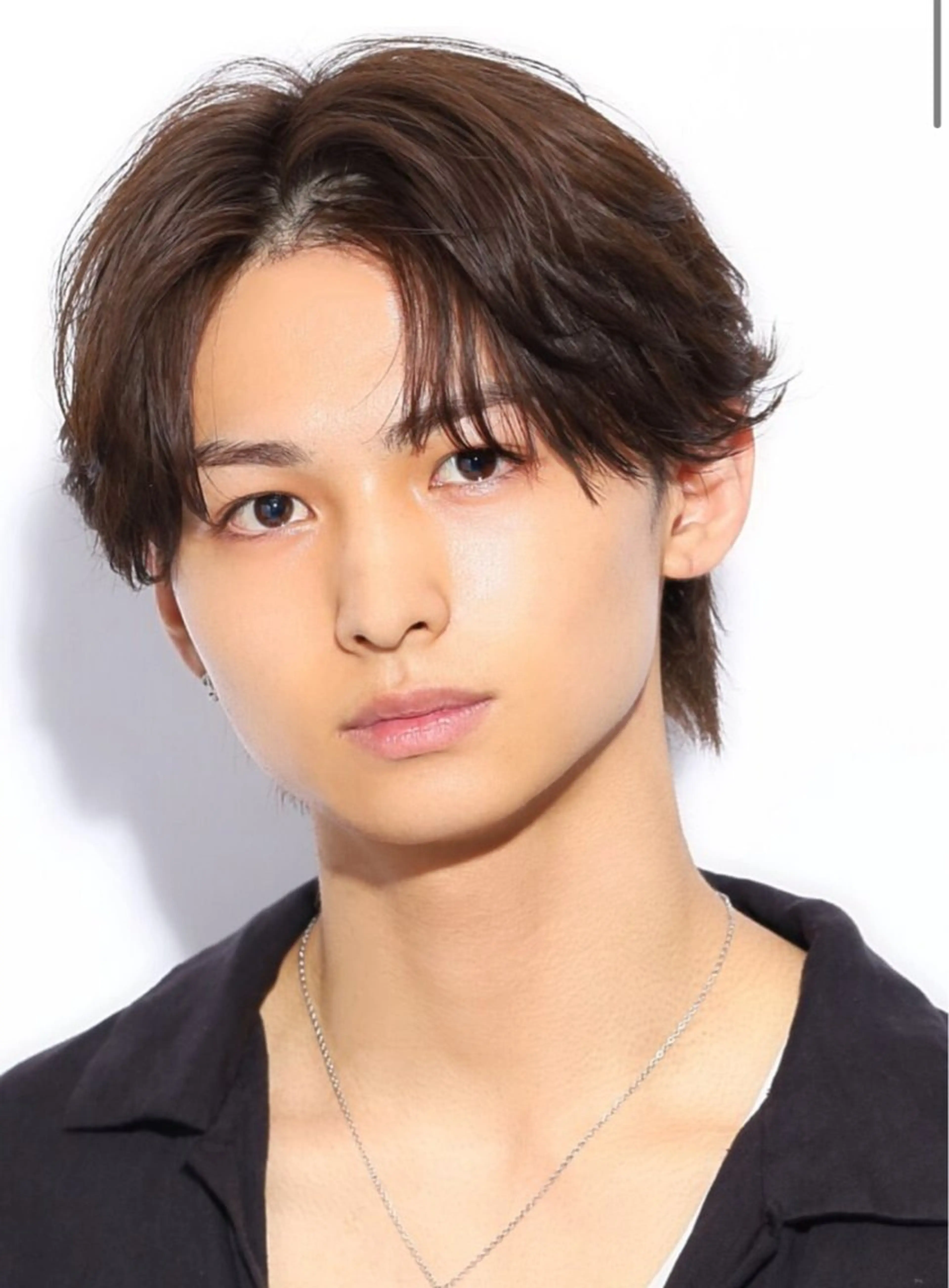 ショート 外国人風カラー職人 レオのヘアスタイル