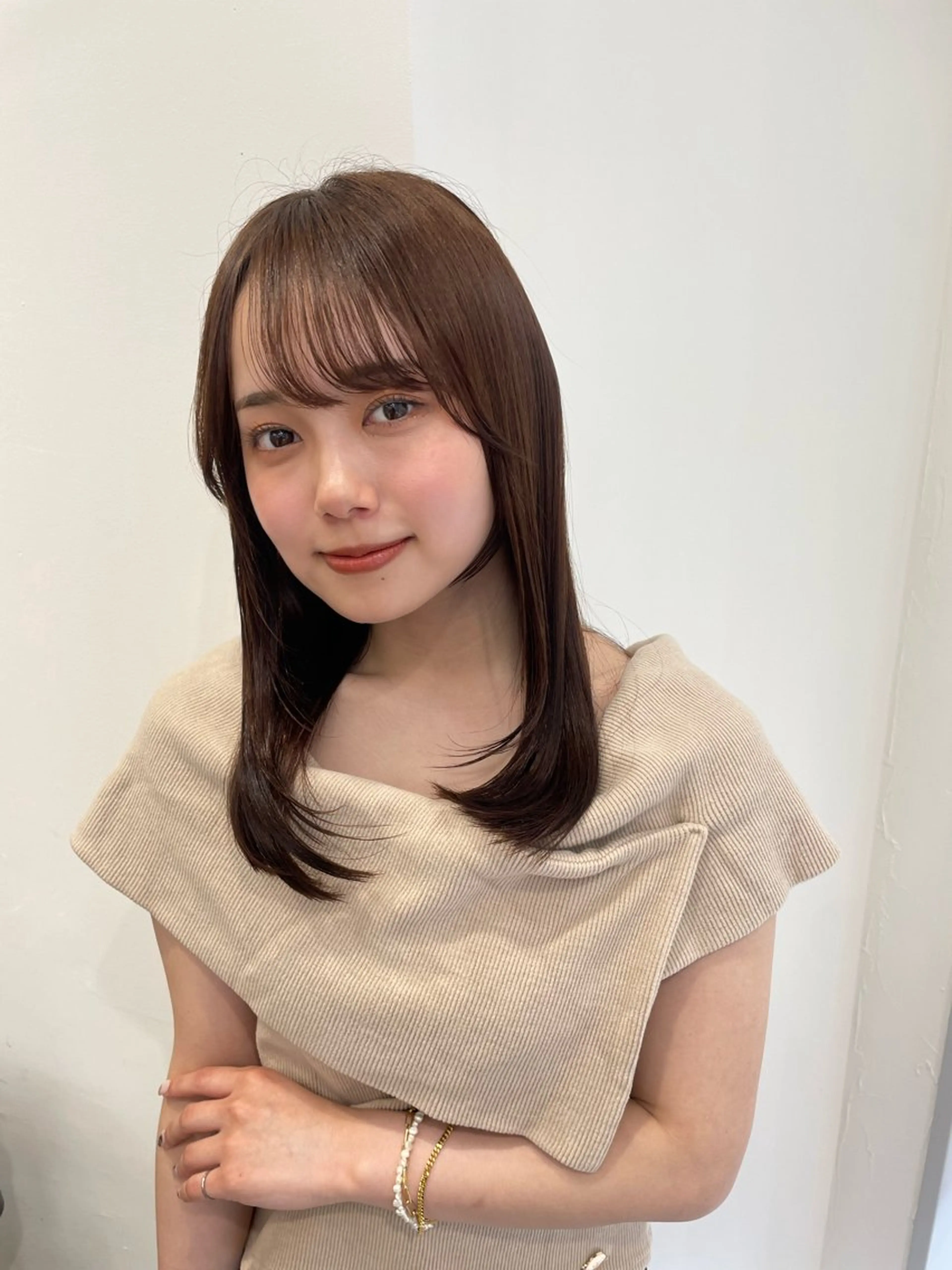 ミディアム ヘアカラー トリートメント 透明感カラー 🩰あさのヘアスタイル