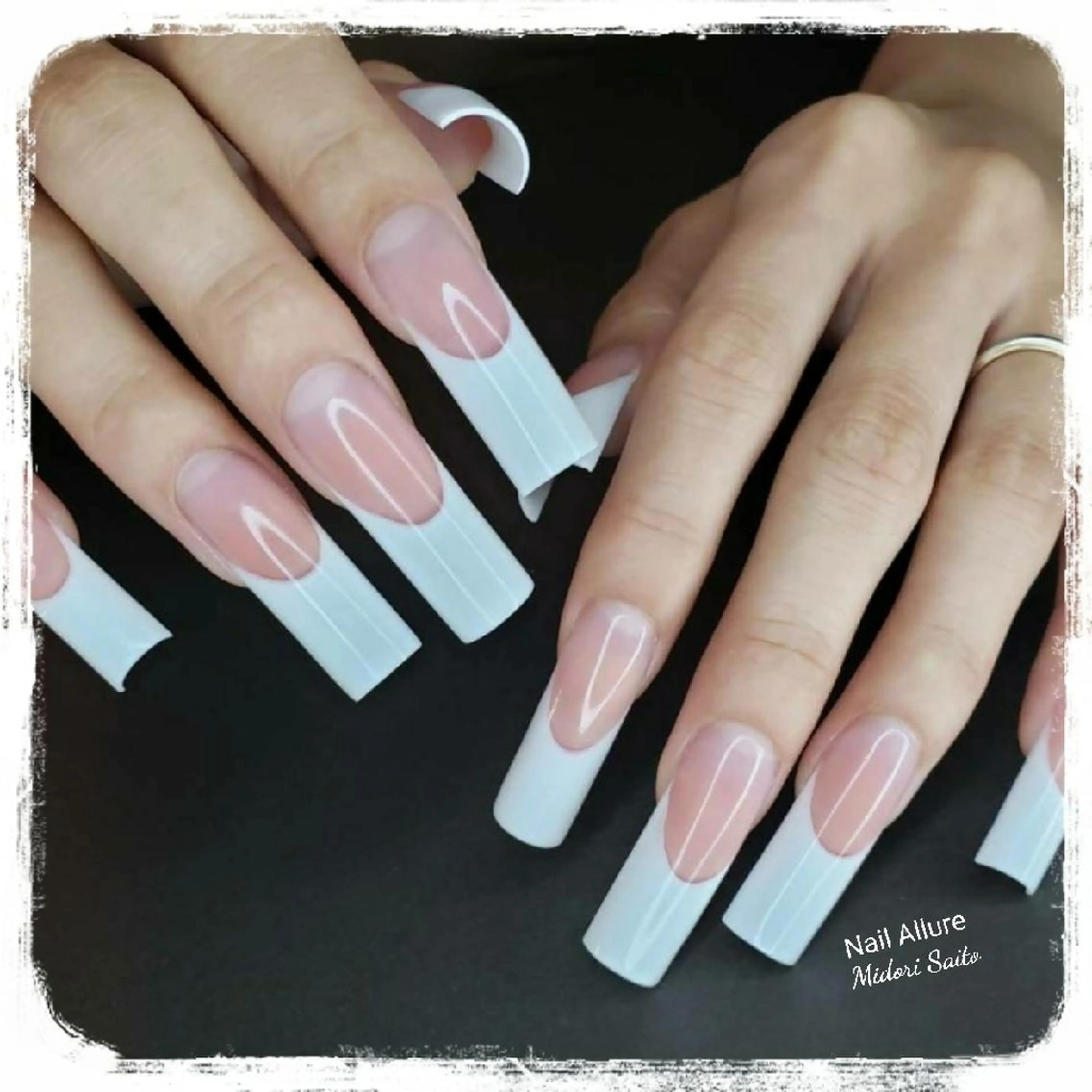 ネイル フレンチネイル ジェルネイル スカルプネイル Nail Allure(ネイル アルーア)所属・Nail Allureのネイルデザイン