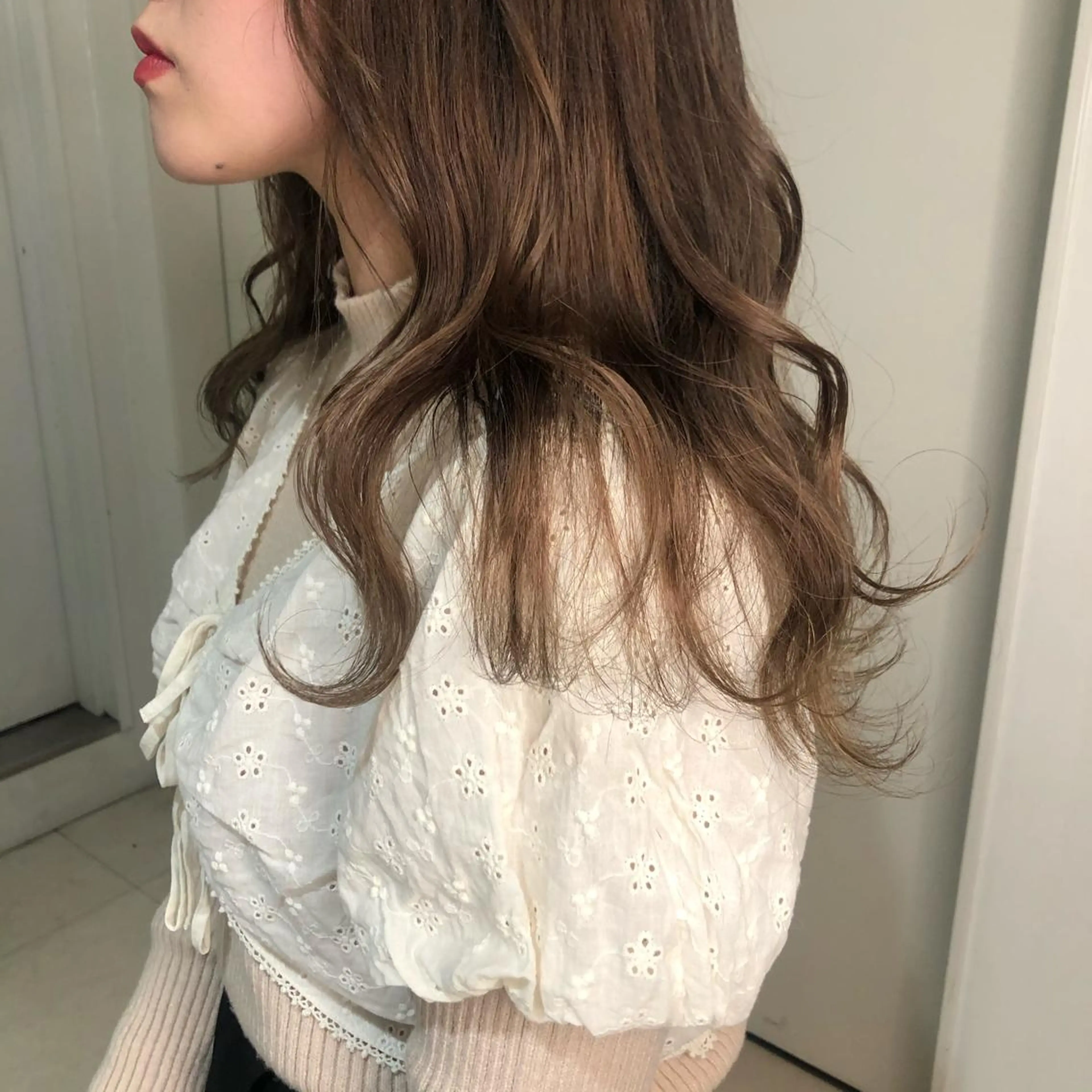 セミロング カラー ヘアアレンジ マツエク・マツパ ベージュカラー Noah's　Ark所属・透明感カラー🫧ヘア セット🫧松本菜月の眉毛・アイブロウイメージ