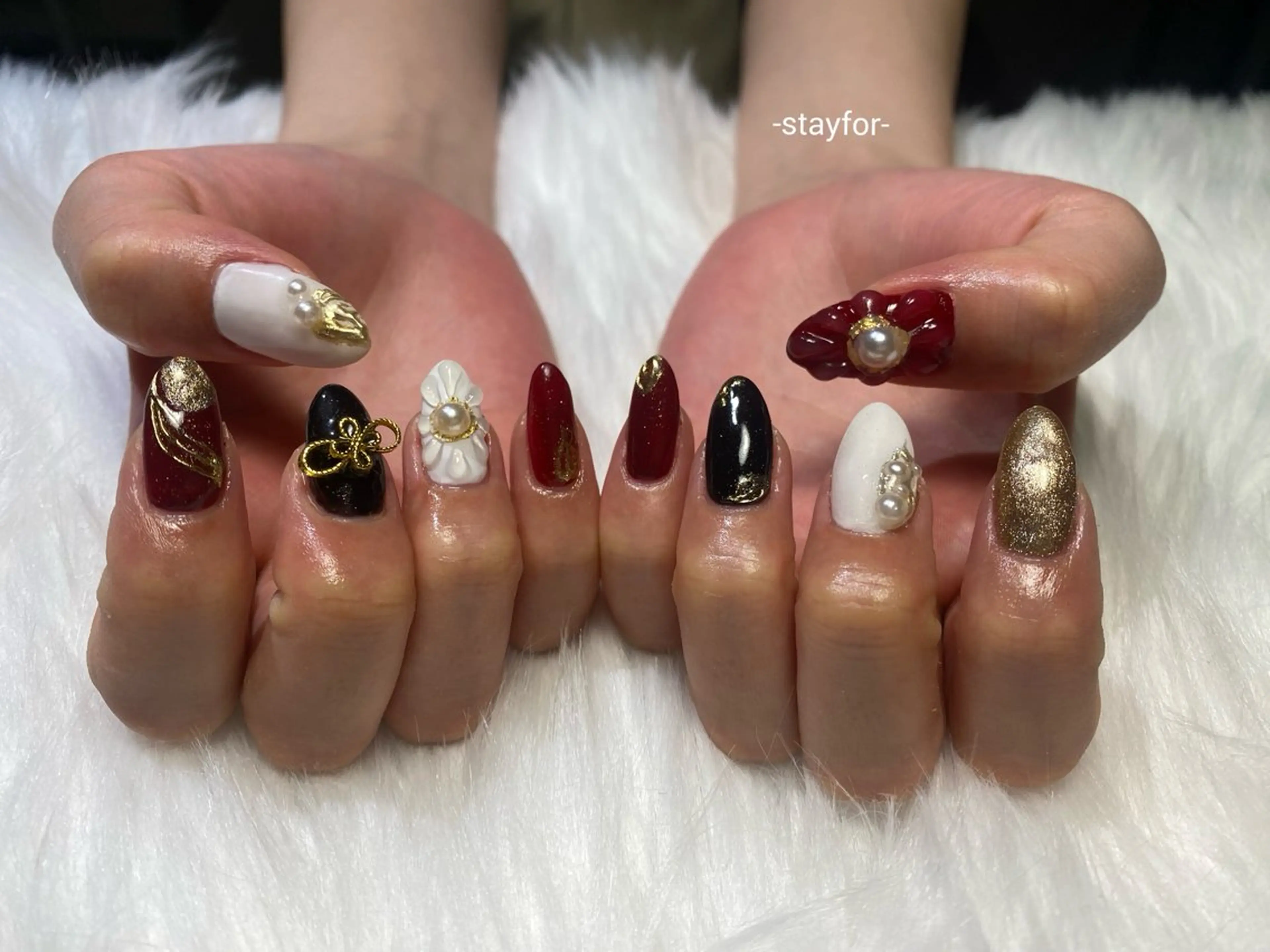 ネイル 成人式 持ち込み stayfor_ mamiのネイルデザイン
