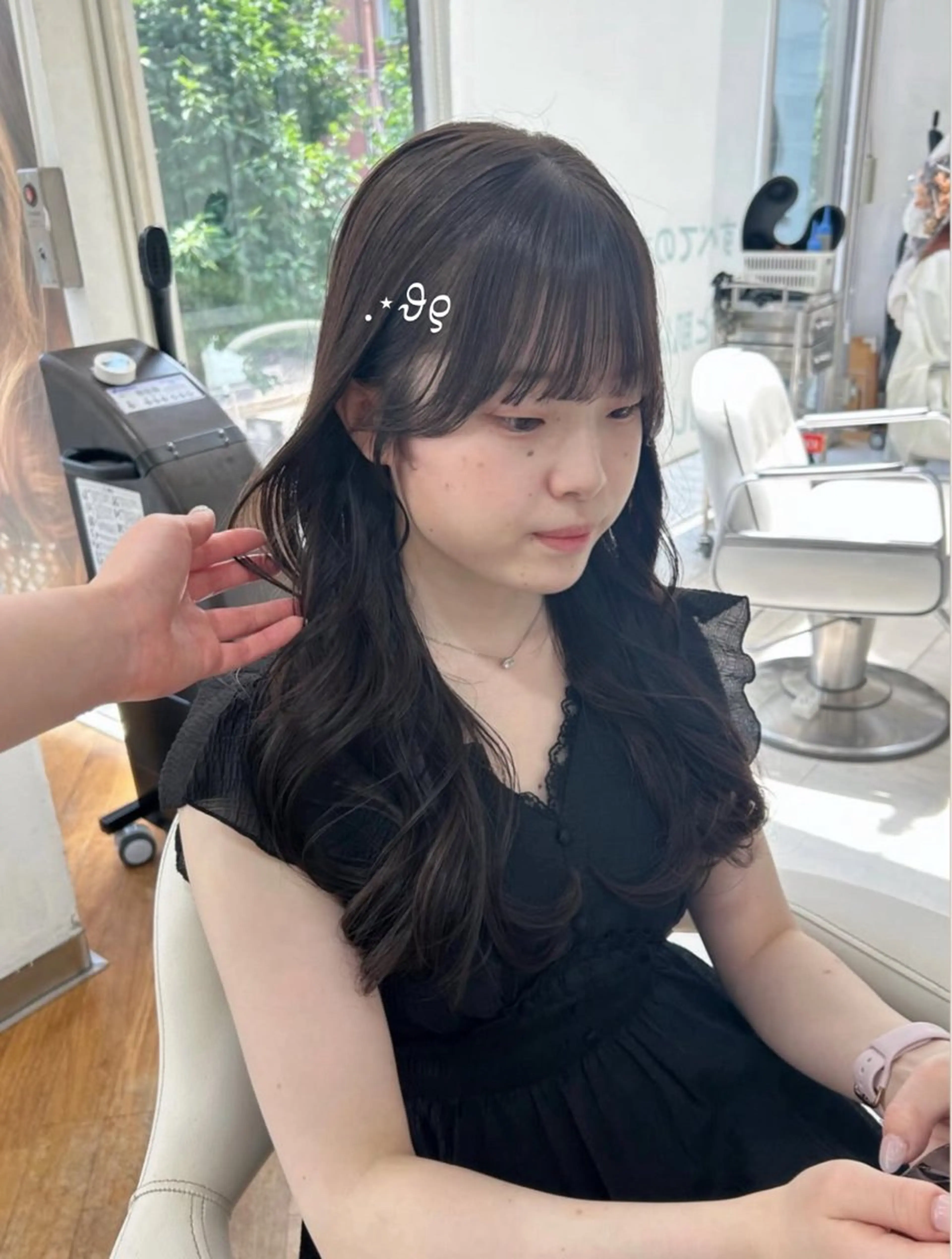 ロング カラー 透明感カラー ヘアカラー ありむらもえ/ 透明感カラーのヘアスタイル