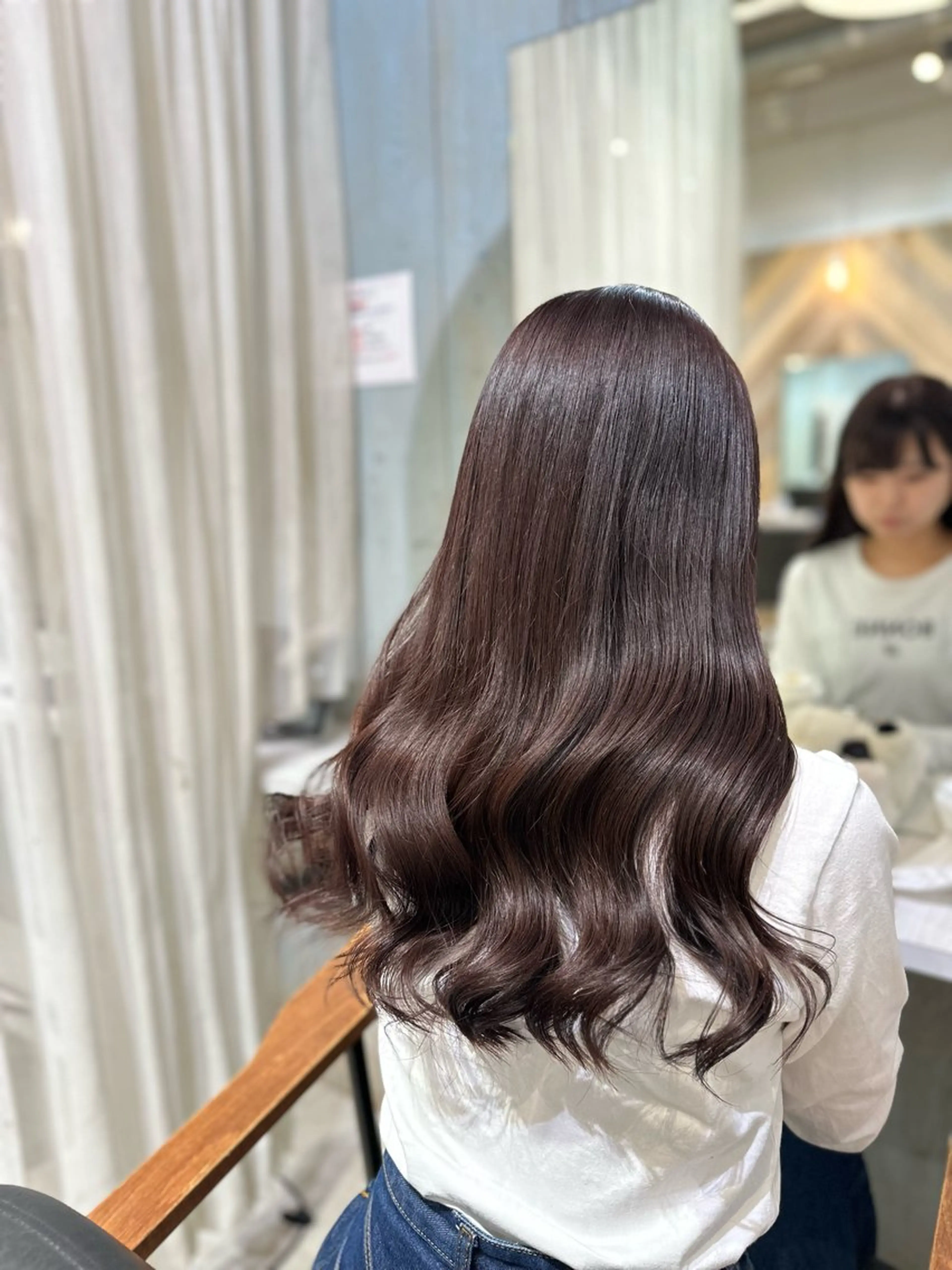 セミロング ヘアカラー トリートメント 🖤KURUMI🖤 潤艶・髪質改善のヘアスタイル