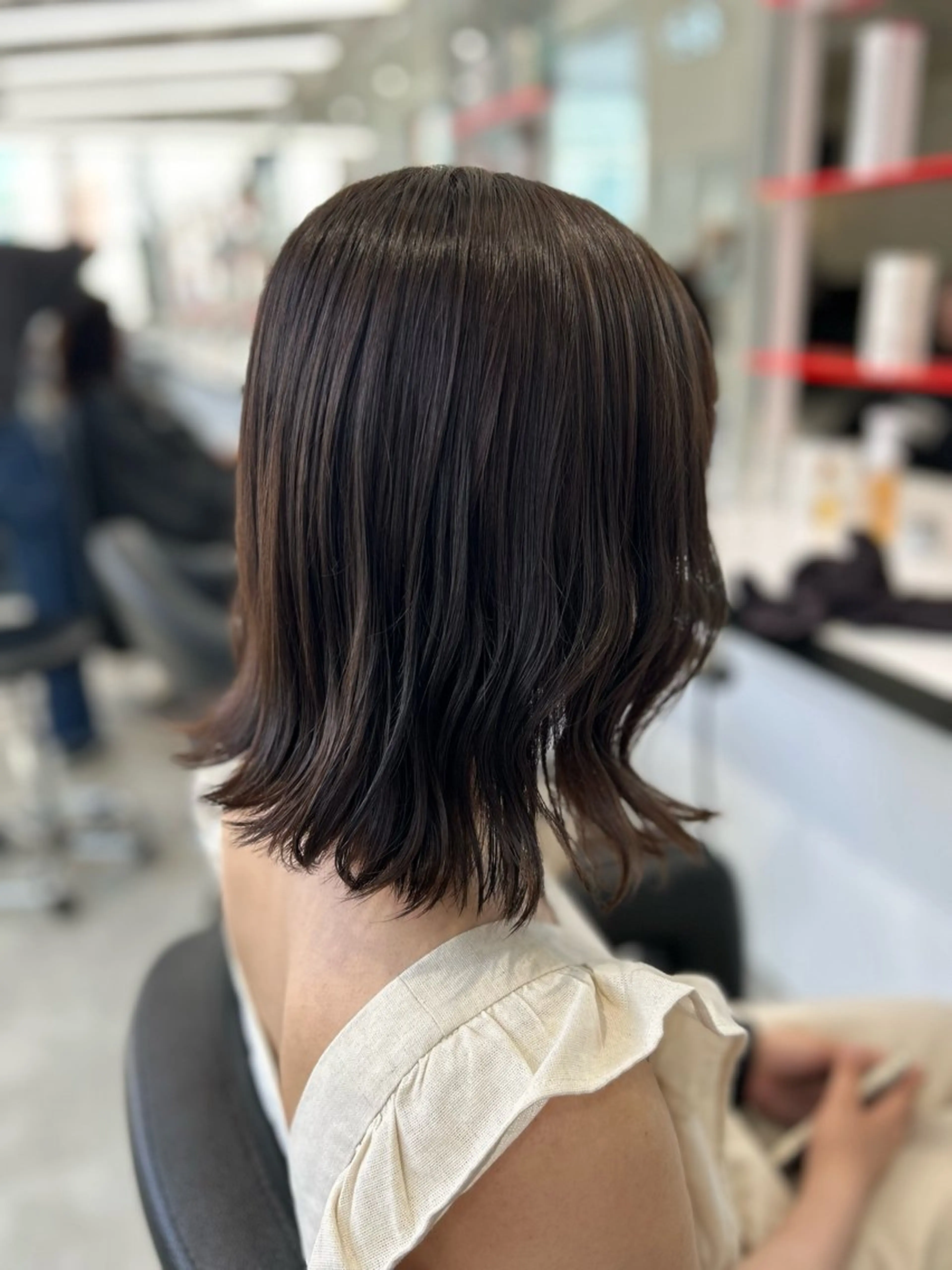 セミロング 韓国レディヘア🤍 暗髪🤍miraiのヘアスタイル