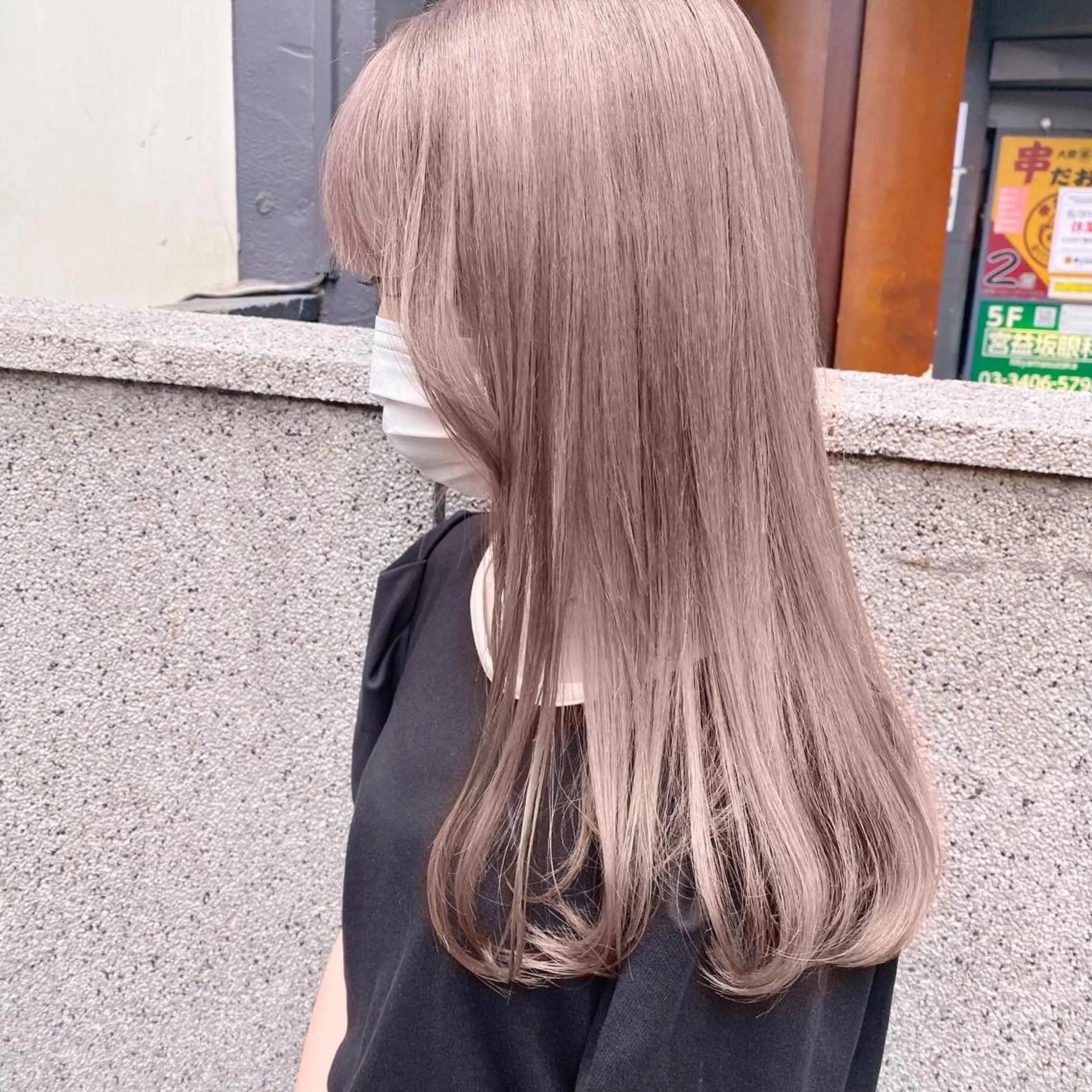 ロング カラー ベージュカラー ミルクティーベージュ LATTE所属・垢抜け顔周り／韓国 ヘア𝑺𝒂𝒌𝒊のヘアスタイル