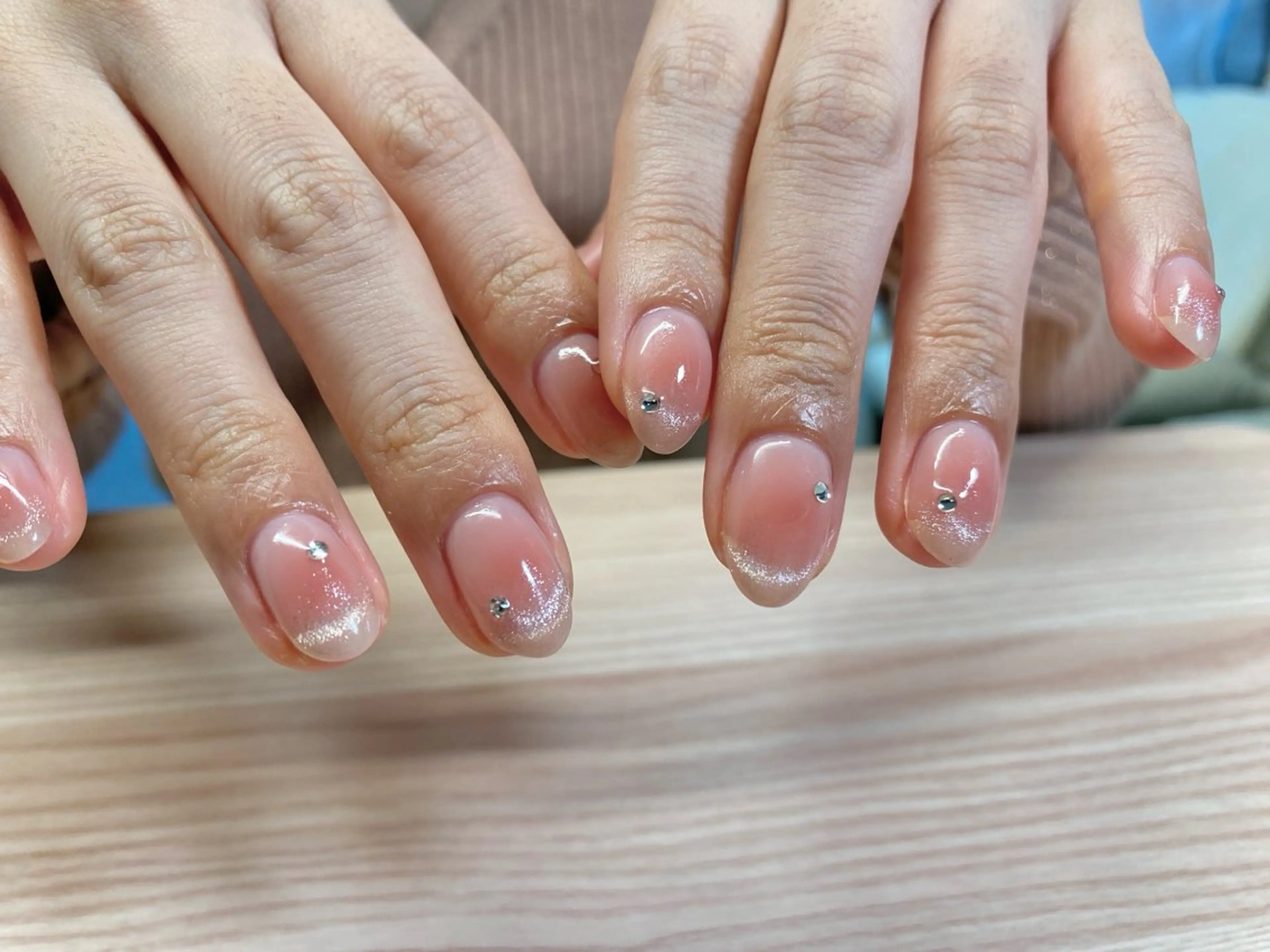 ネイル チークネイル フレンチネイル 韓国ネイル マグネットネイル マグネットフレンチ ハンドネイル 商 小清のネイルデザイン