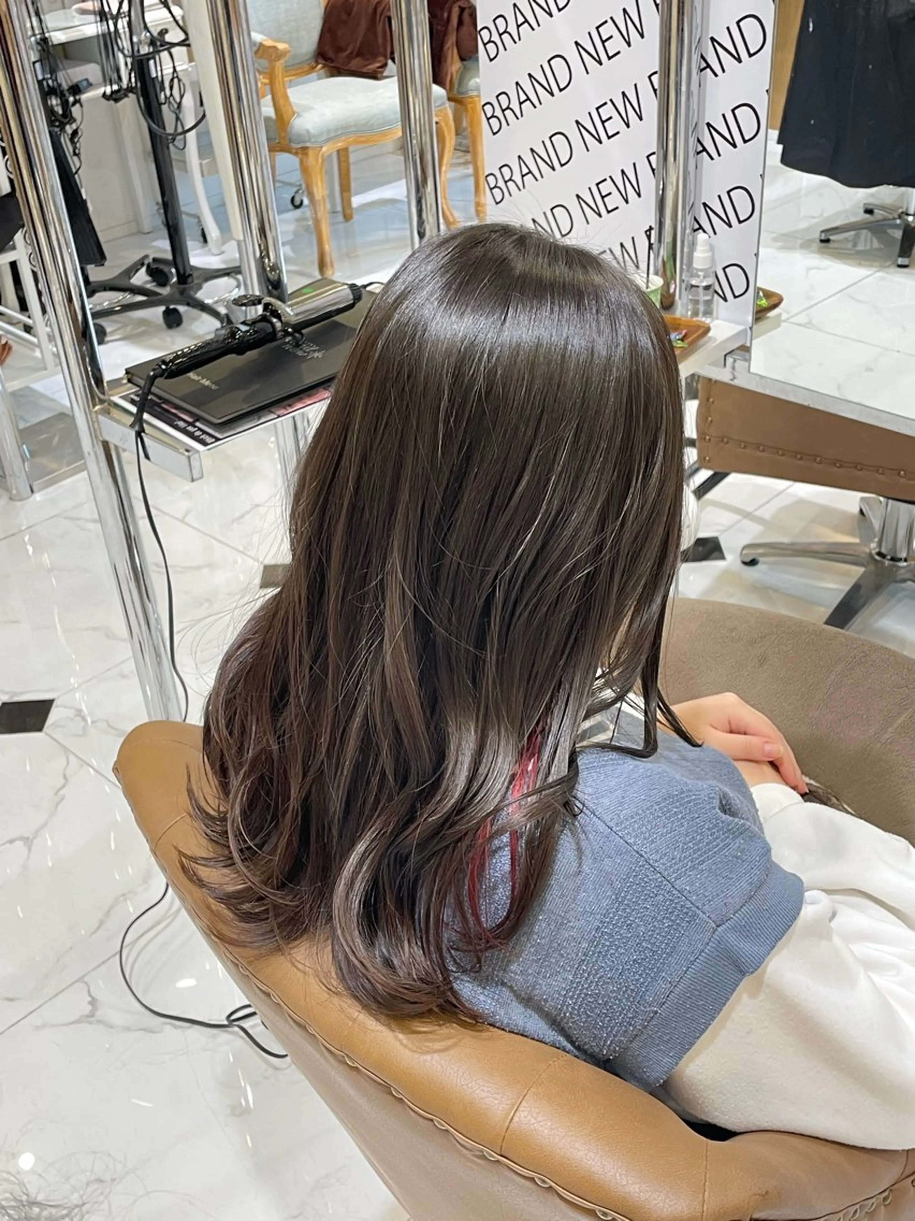 セミロング カット ヘアカラー 辻 雅也のヘアスタイル