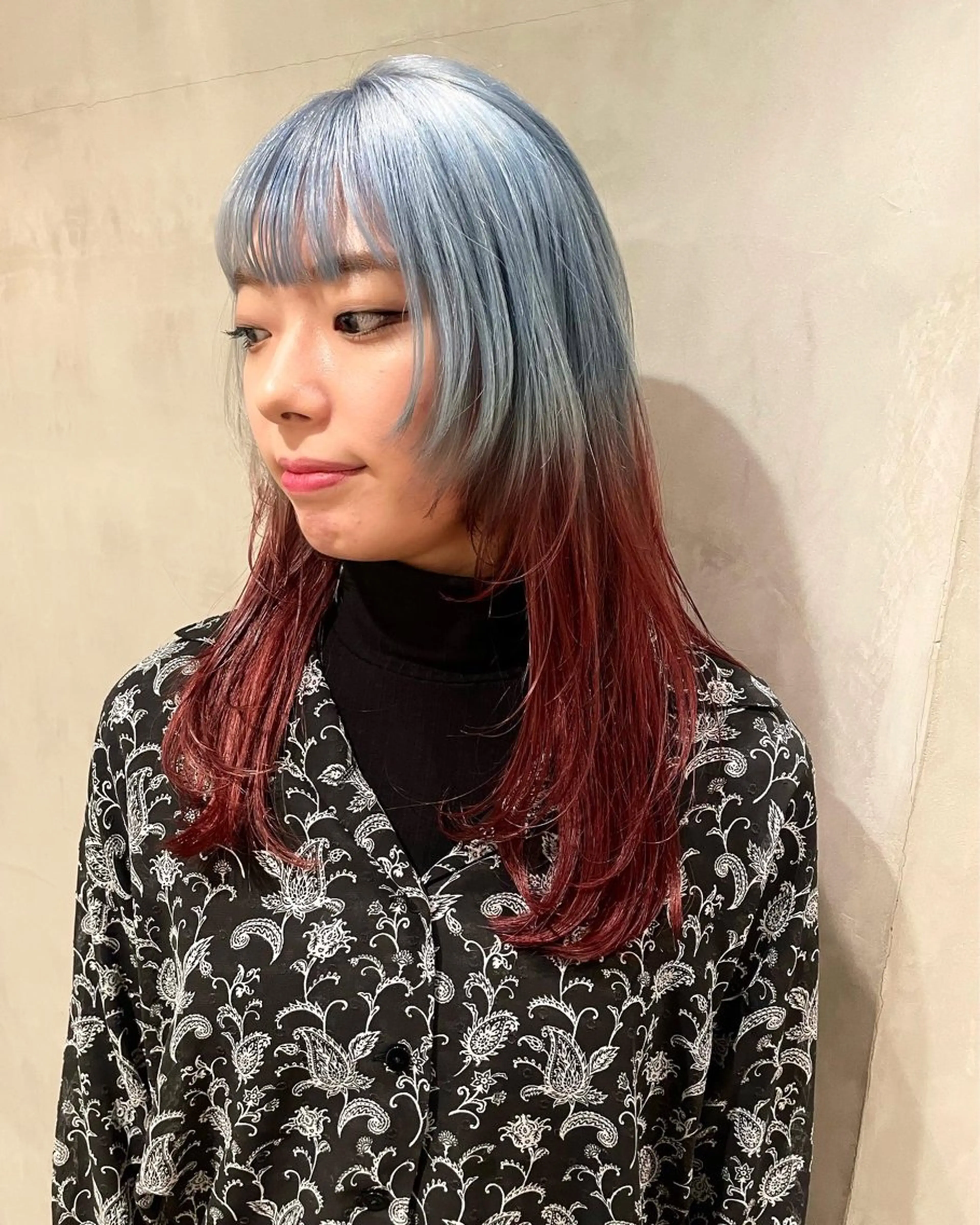 ロング カラー カット ヘアカラー トリートメント 優 作のヘアスタイル