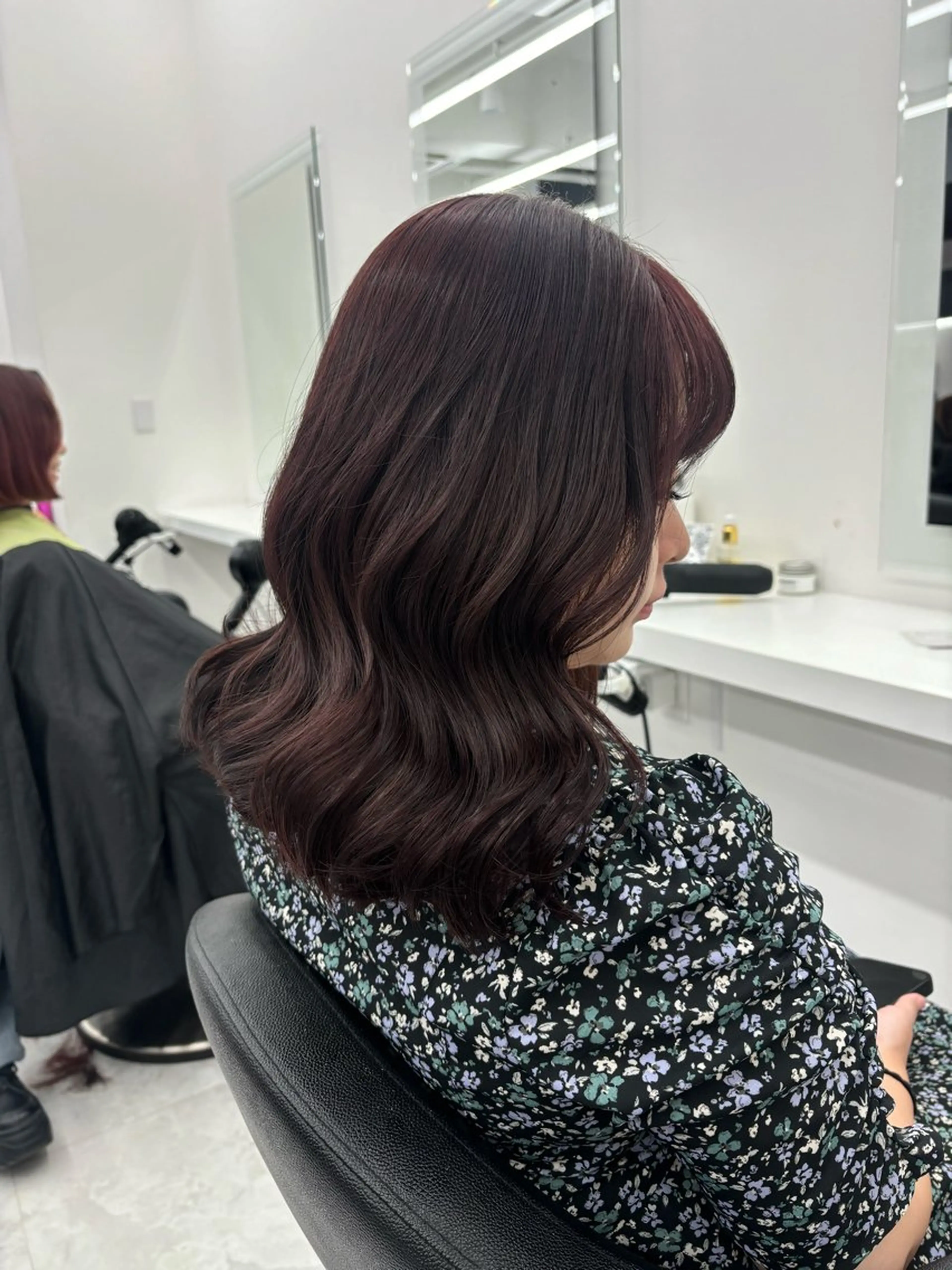 ロング カラー 韓国レイヤー ハッシュカットのヘアスタイル