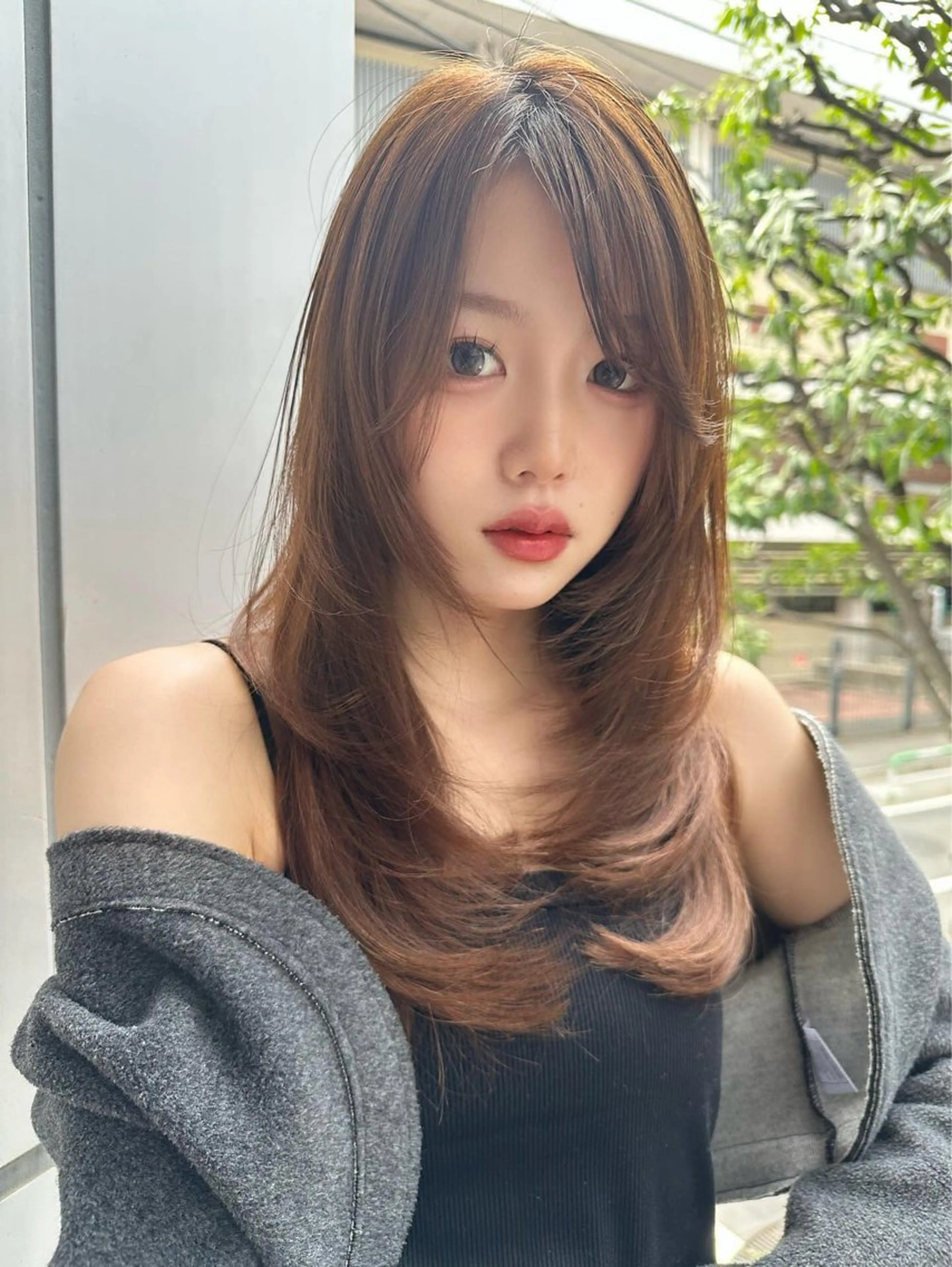 ロング カラー カット ヘアカラー トリートメント 韓国ヘア🇰🇷 透明感カラー🩶のヘアスタイル