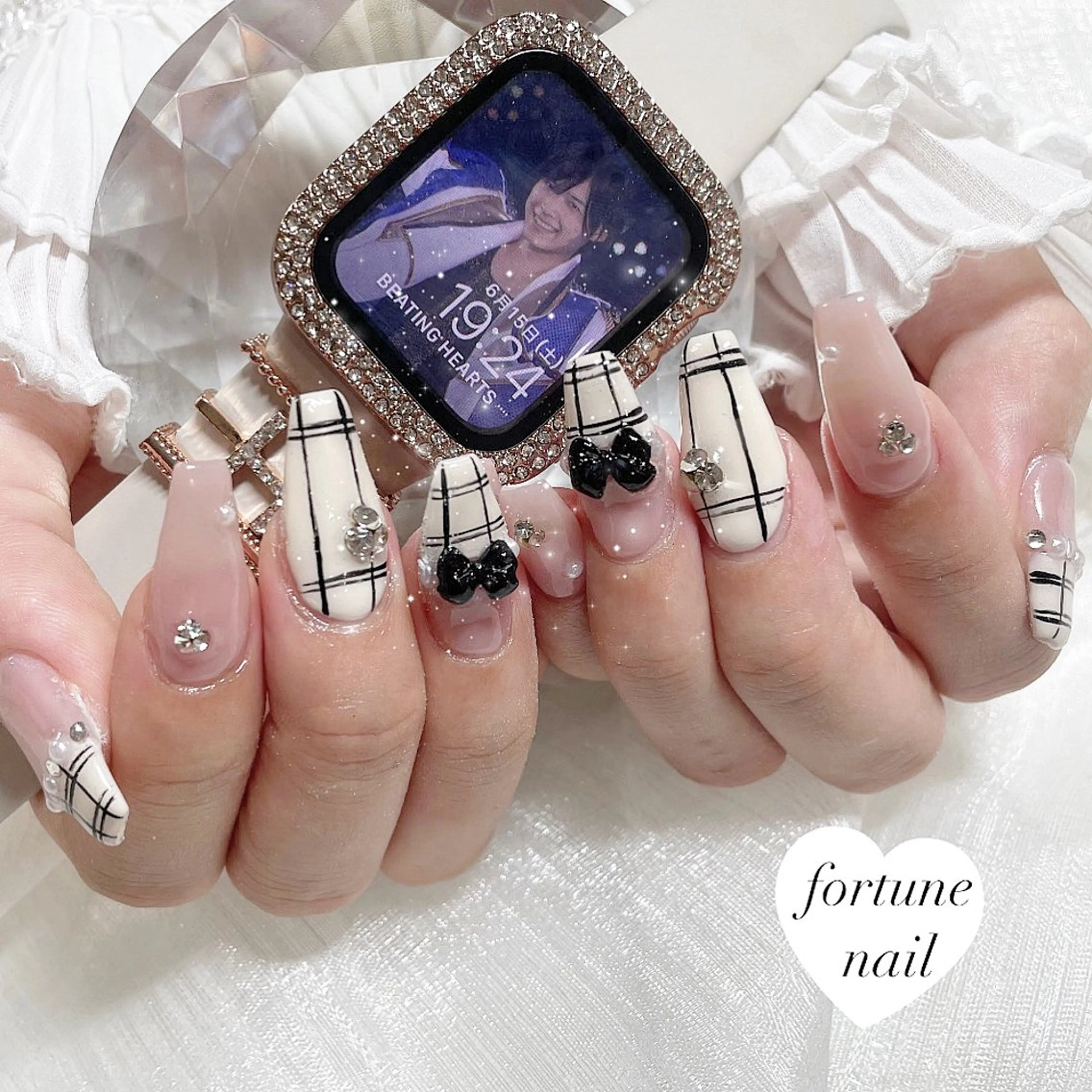 ネイル ガーリー リボン ワンホンネイル 💎saori 💎のネイルデザイン