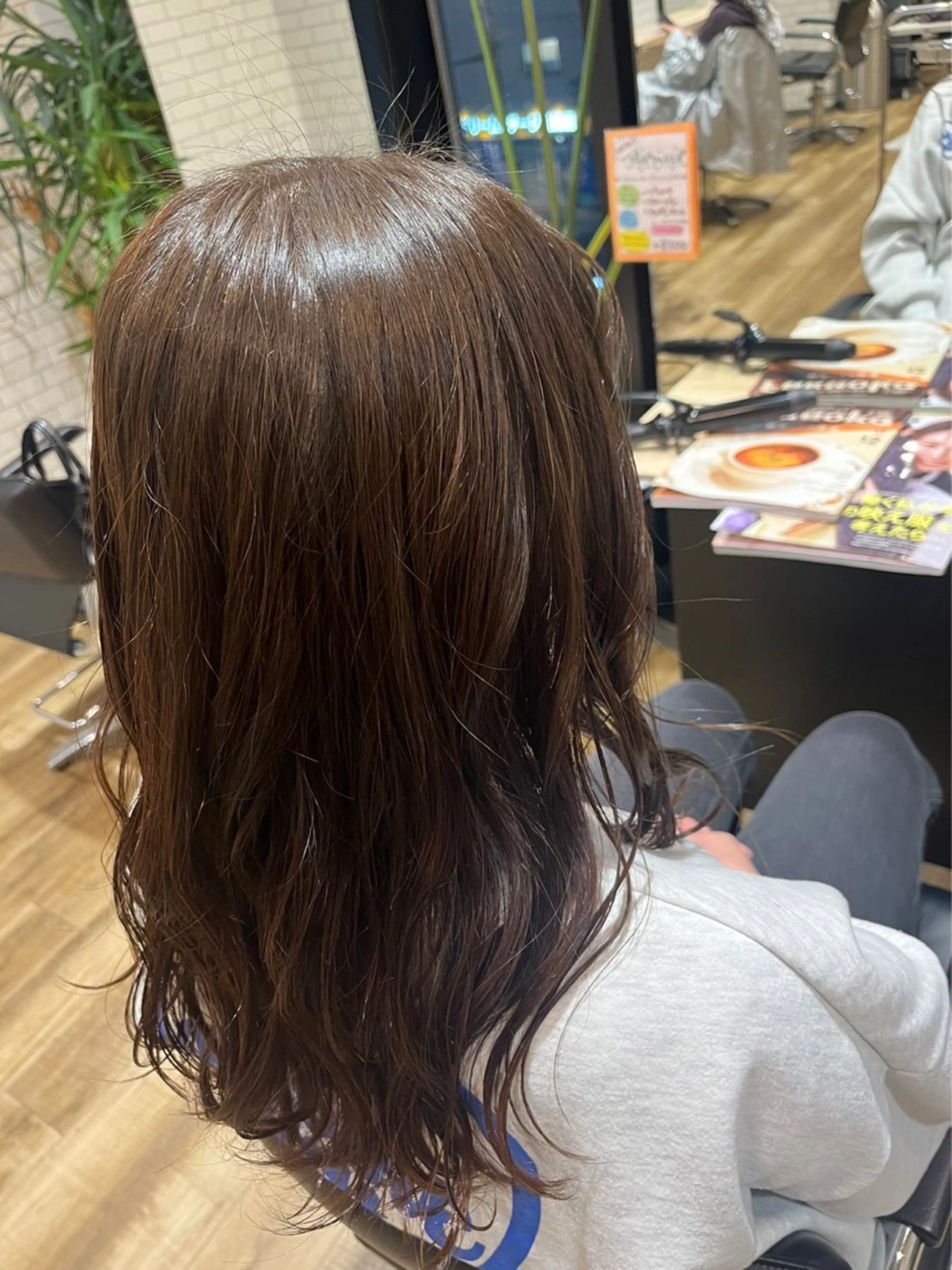 カラー ベージュカラー オリーブベージュ grazie所属・吉田 亜友莉のヘアスタイル