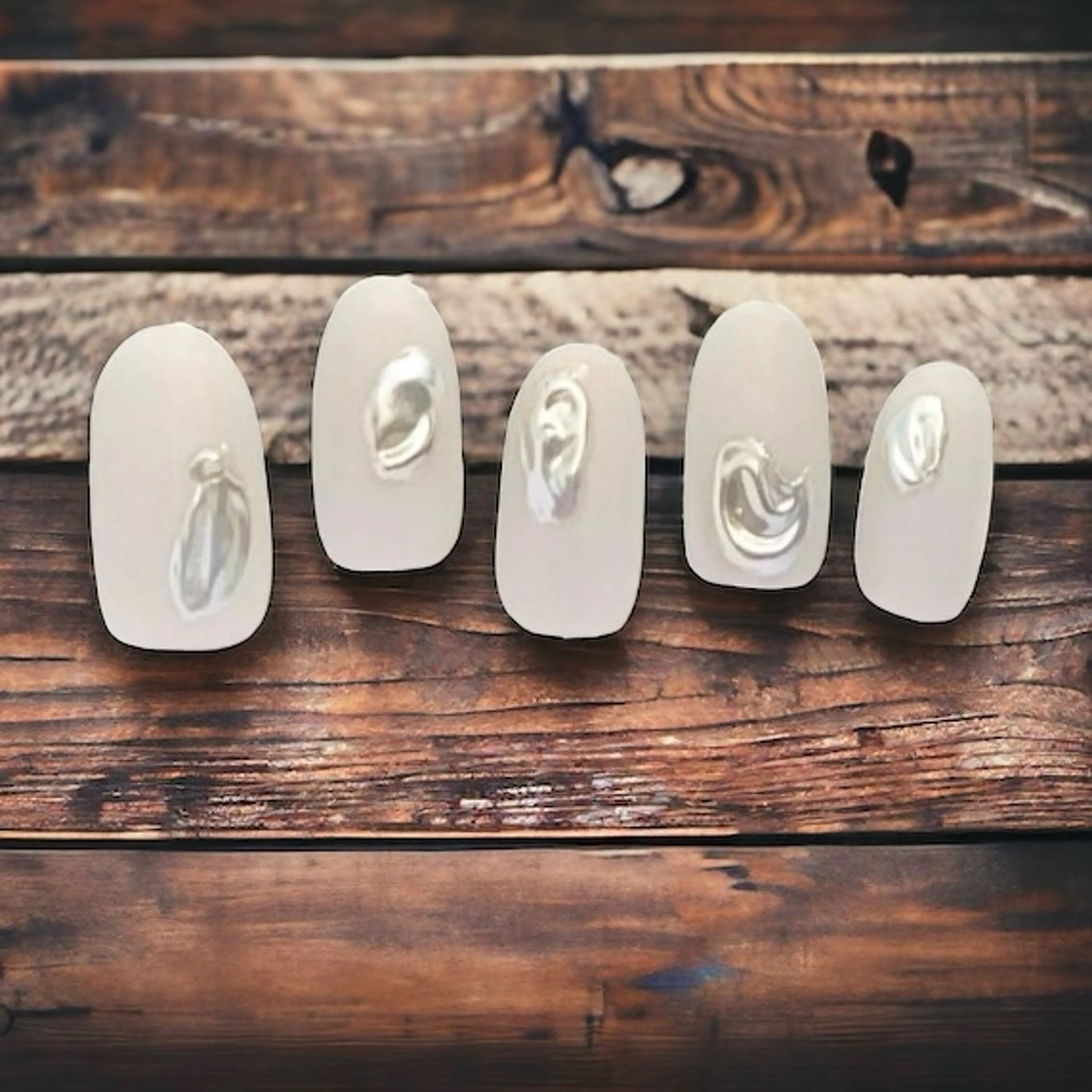 ネイル アトリエ エムシー 【新富町・東銀座】のネイルデザイン