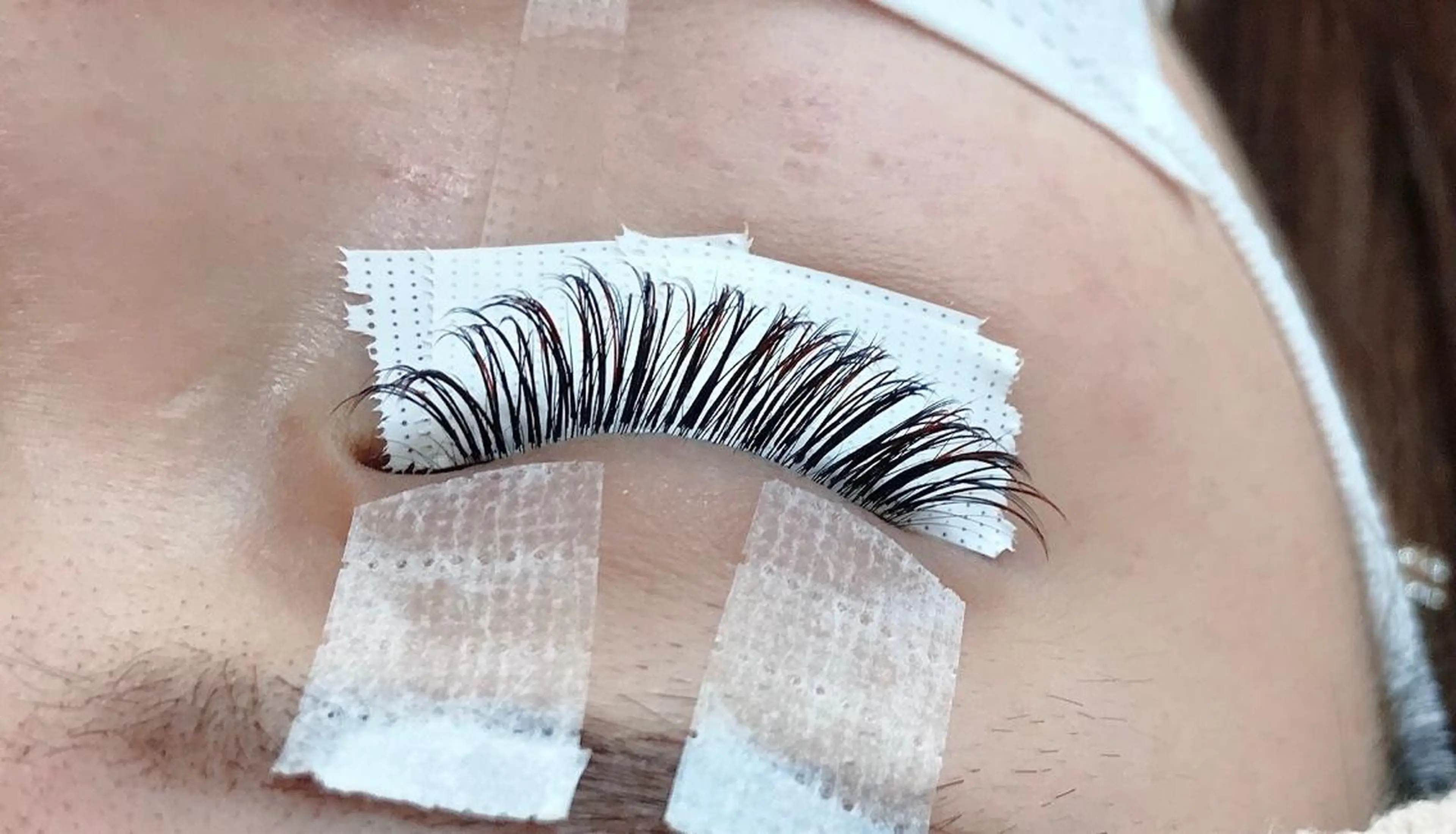 マツエク・マツパ バインドロック カラーマツエク マツエク PATRA《パトラ》所属・EYEsalon PATRA《パトラ》のマツエク・マツパデザイン