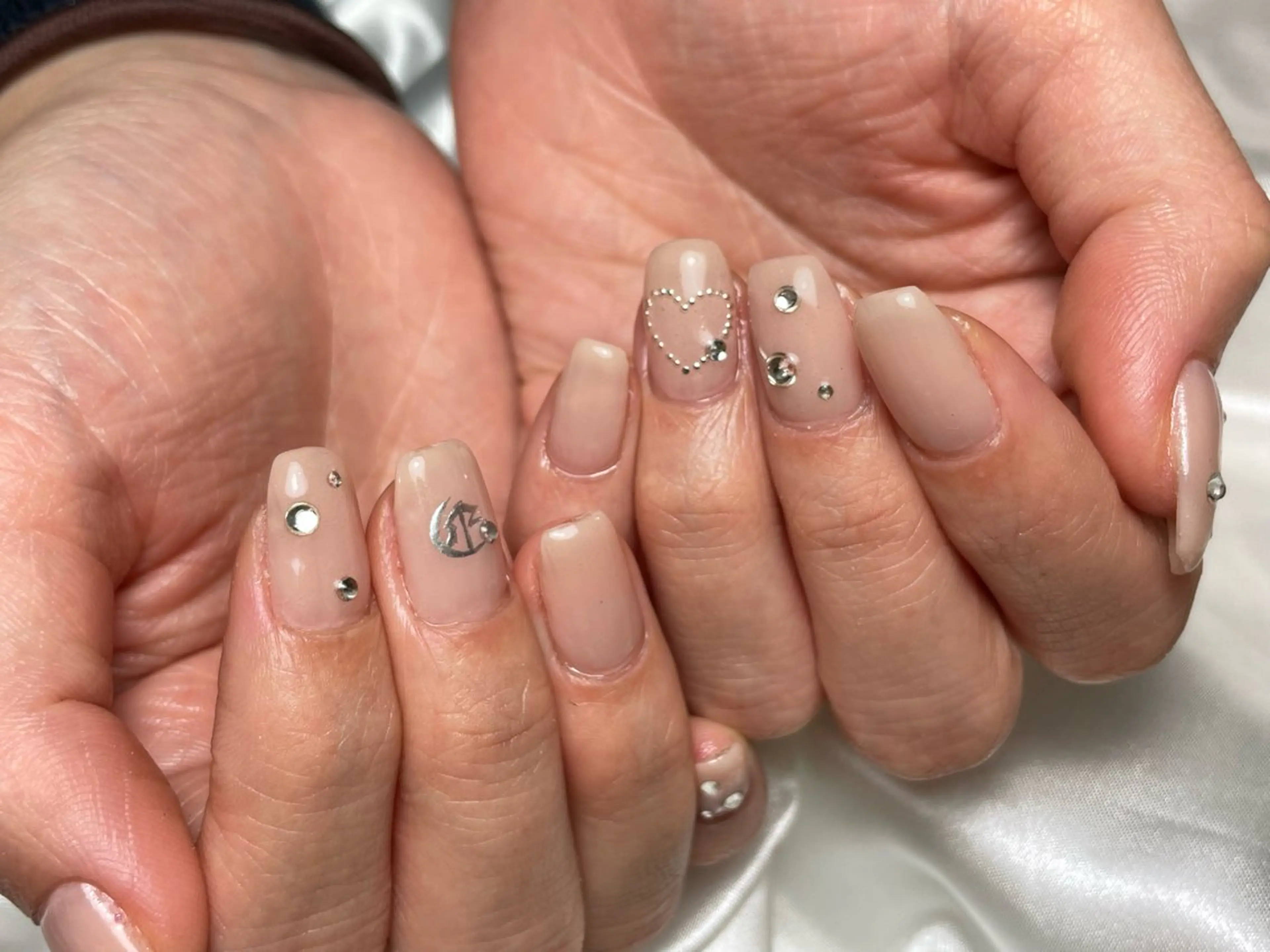 ネイル ハンドネイル chipi nailのネイルデザイン