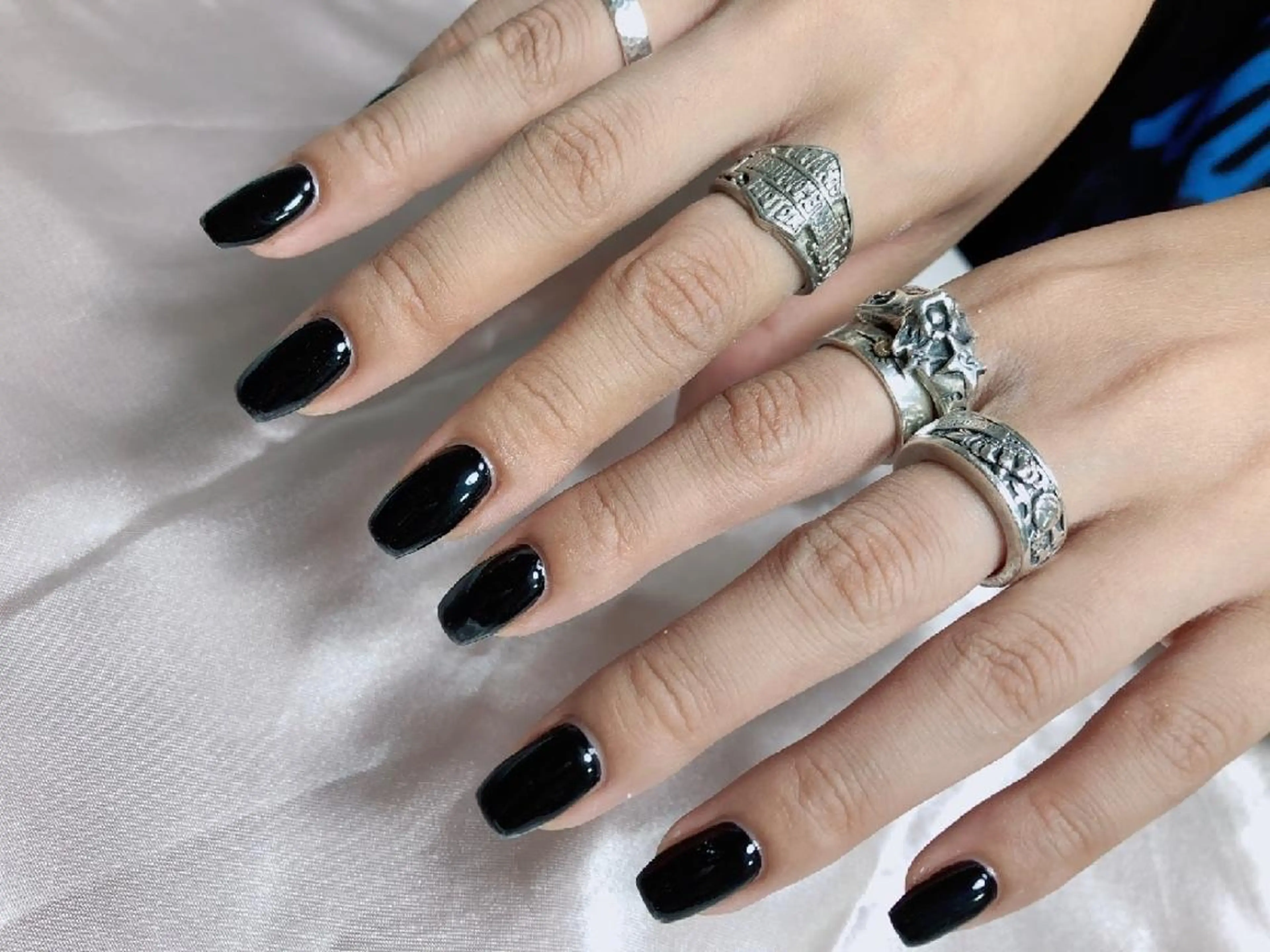 ミディアム ネイル ハンドネイル ☺︎山部 志麻☺︎のネイルデザイン