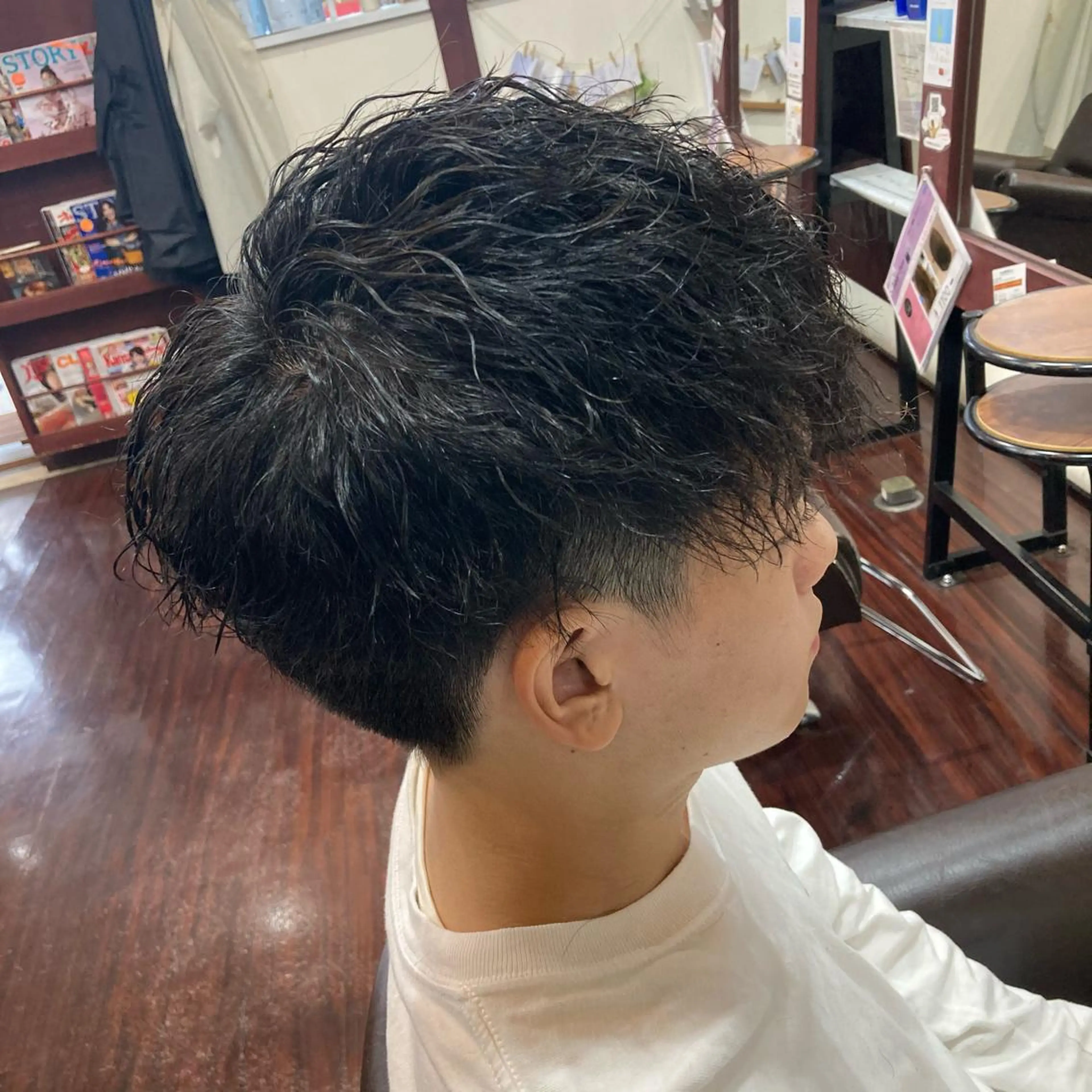 パーマ メンズ メンズパーマ Well‘s黒木🌿 レイヤー💎寒色のヘアスタイル