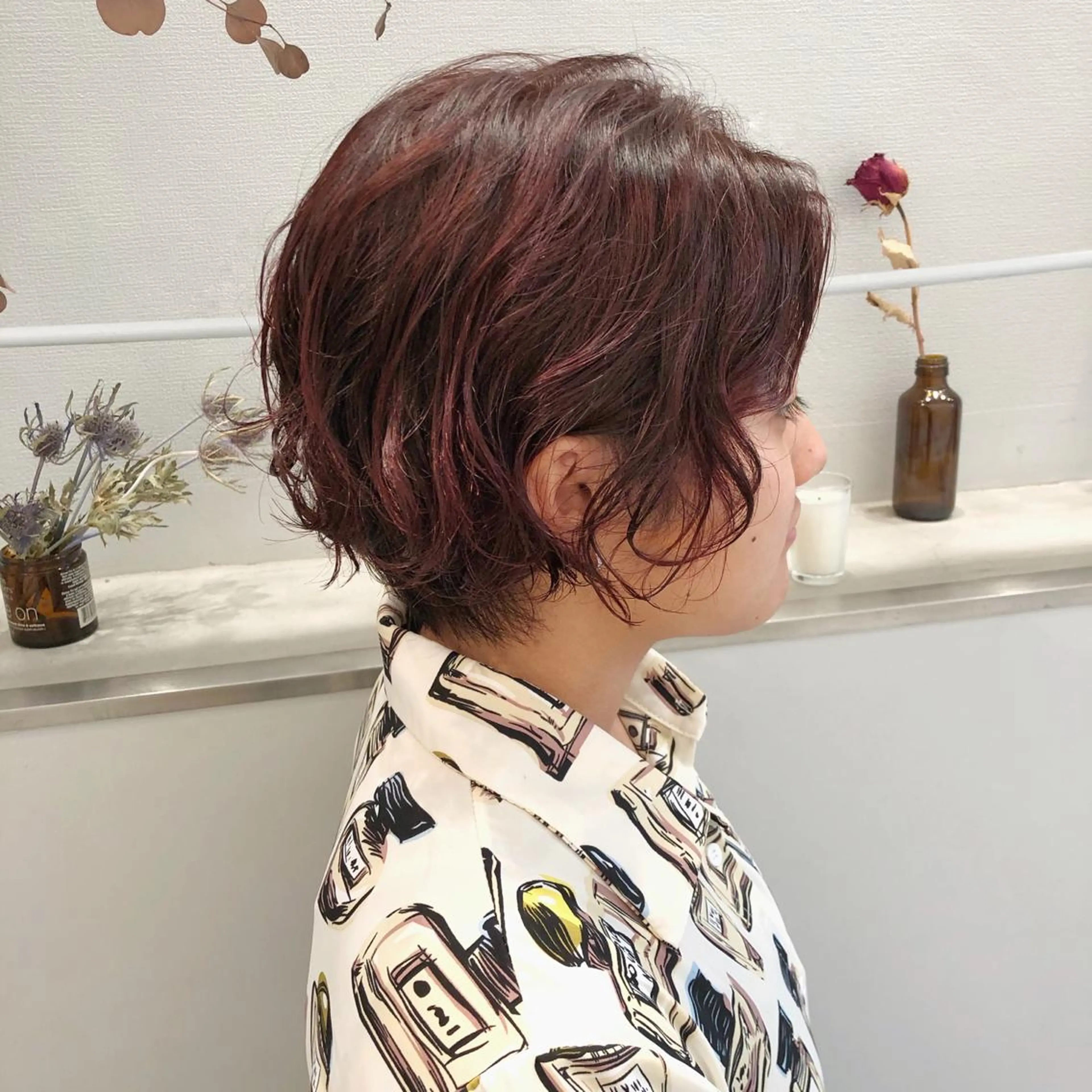 ショート カラー パーマ レッドカラー ボブ 柏木  彩花のヘアスタイル