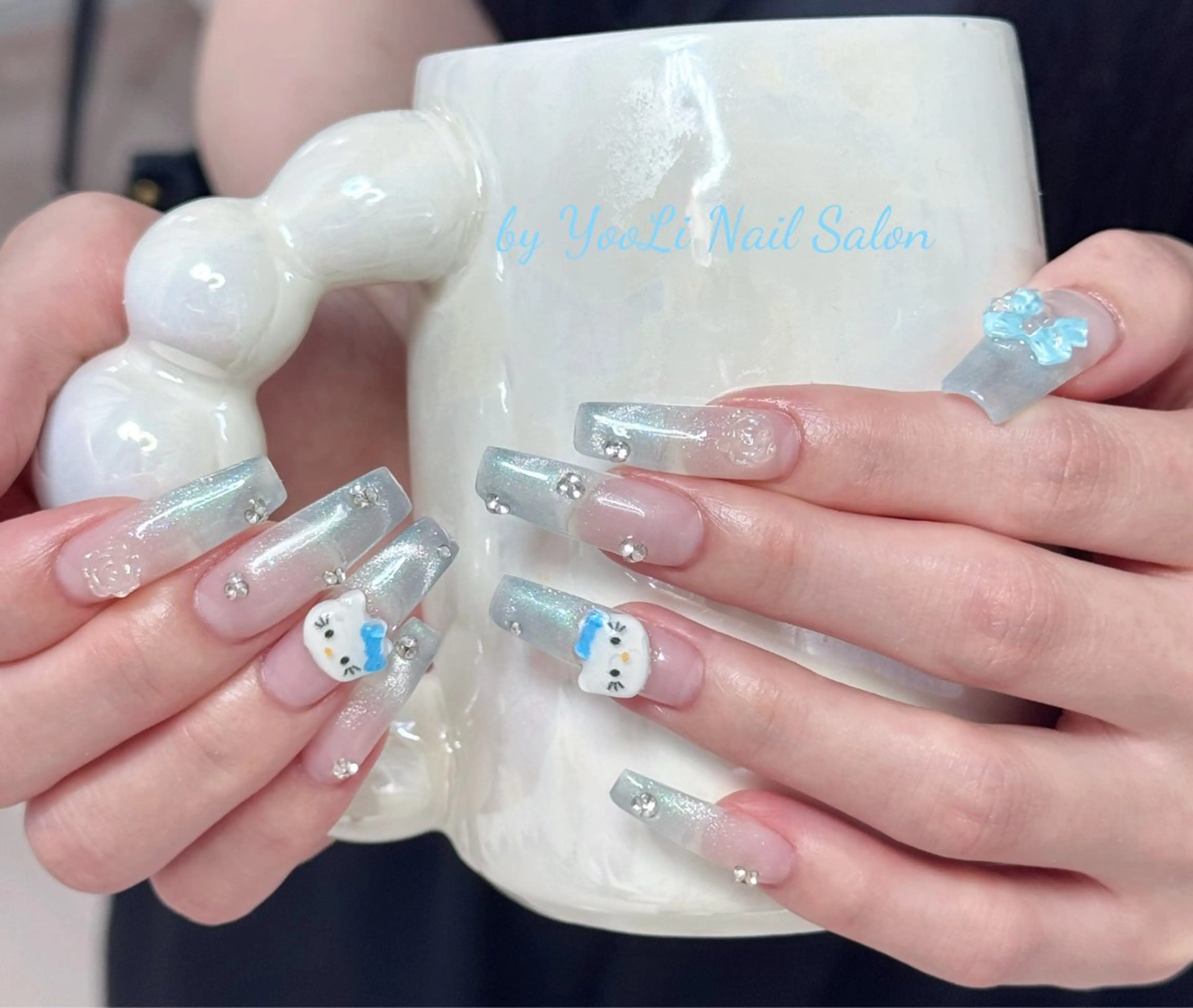 ネイル アートネイル オーロラネイル チークネイル フレンチネイル ガラスフレンチ ハンドネイル 🎀🎀YooLi Nail Salonのネイルデザイン