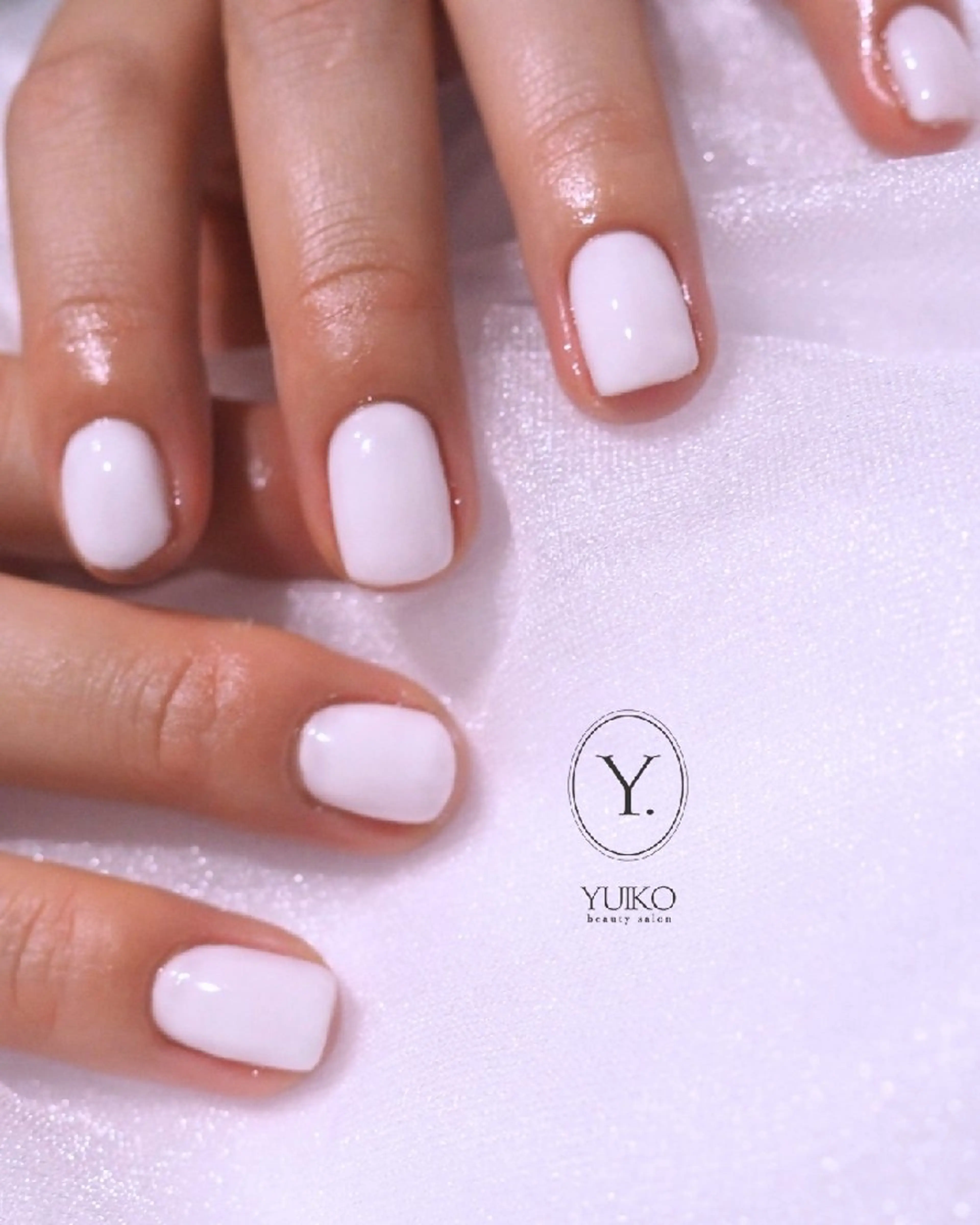 ネイル ホワイト ハンドネイル YUIKO _nail のネイルデザイン
