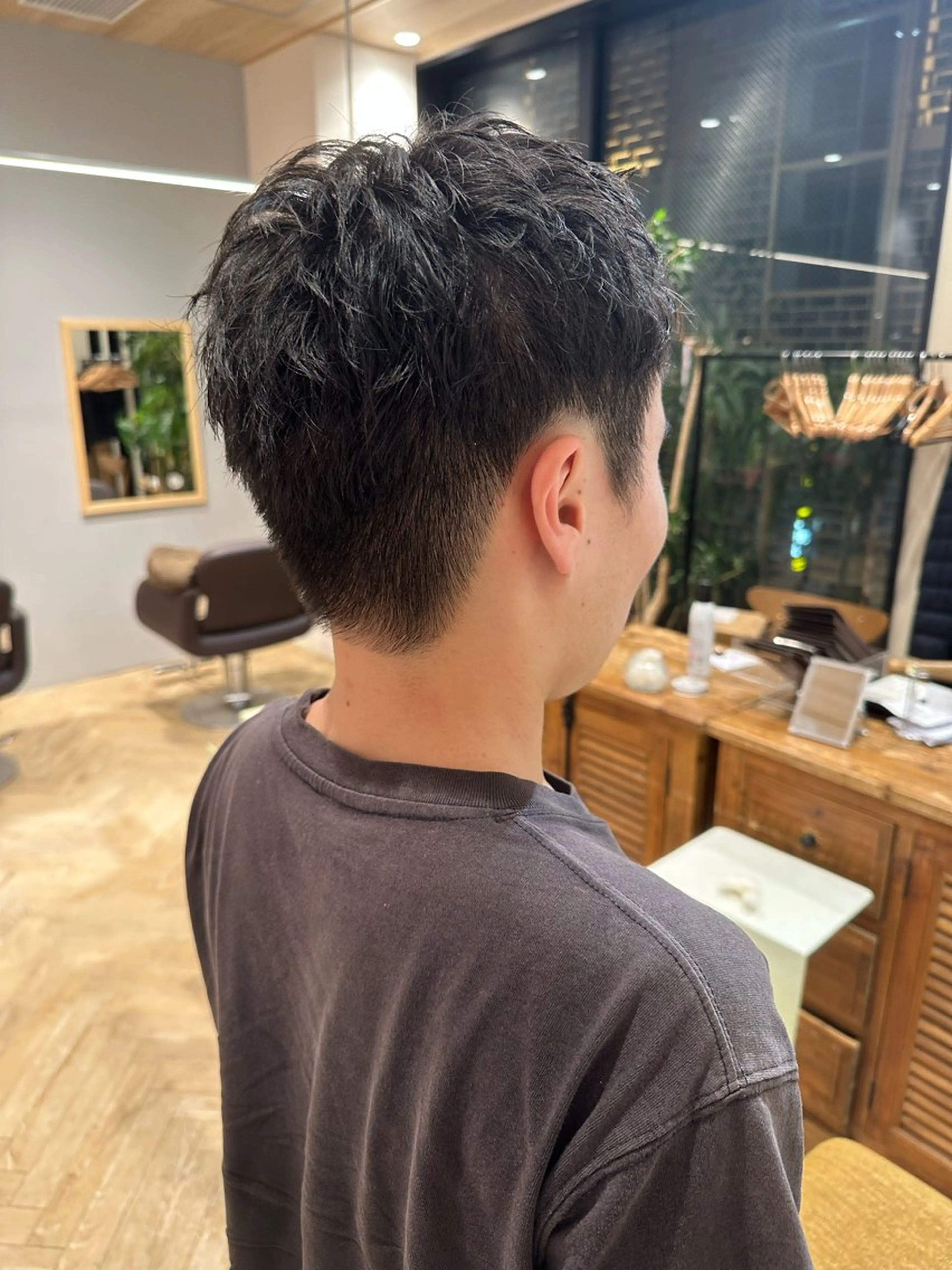 🪾無料🪾[U30限定]メンズ刈り上げショートカット＋シャンプーの写真