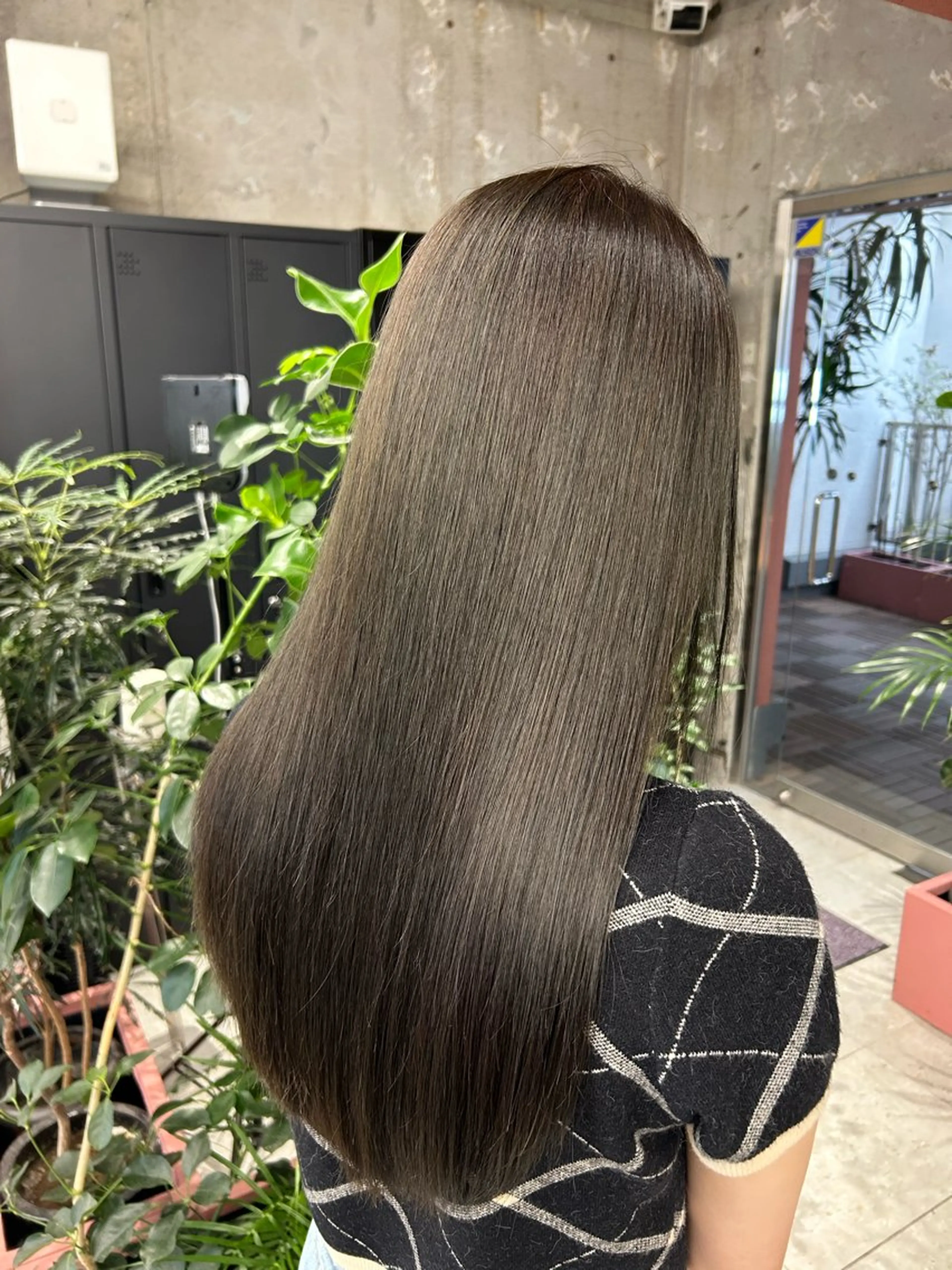 セミロング カラー カット ヘアカラー BASSA鷺ノ宮 🐵🫧OTUKAのヘアスタイル